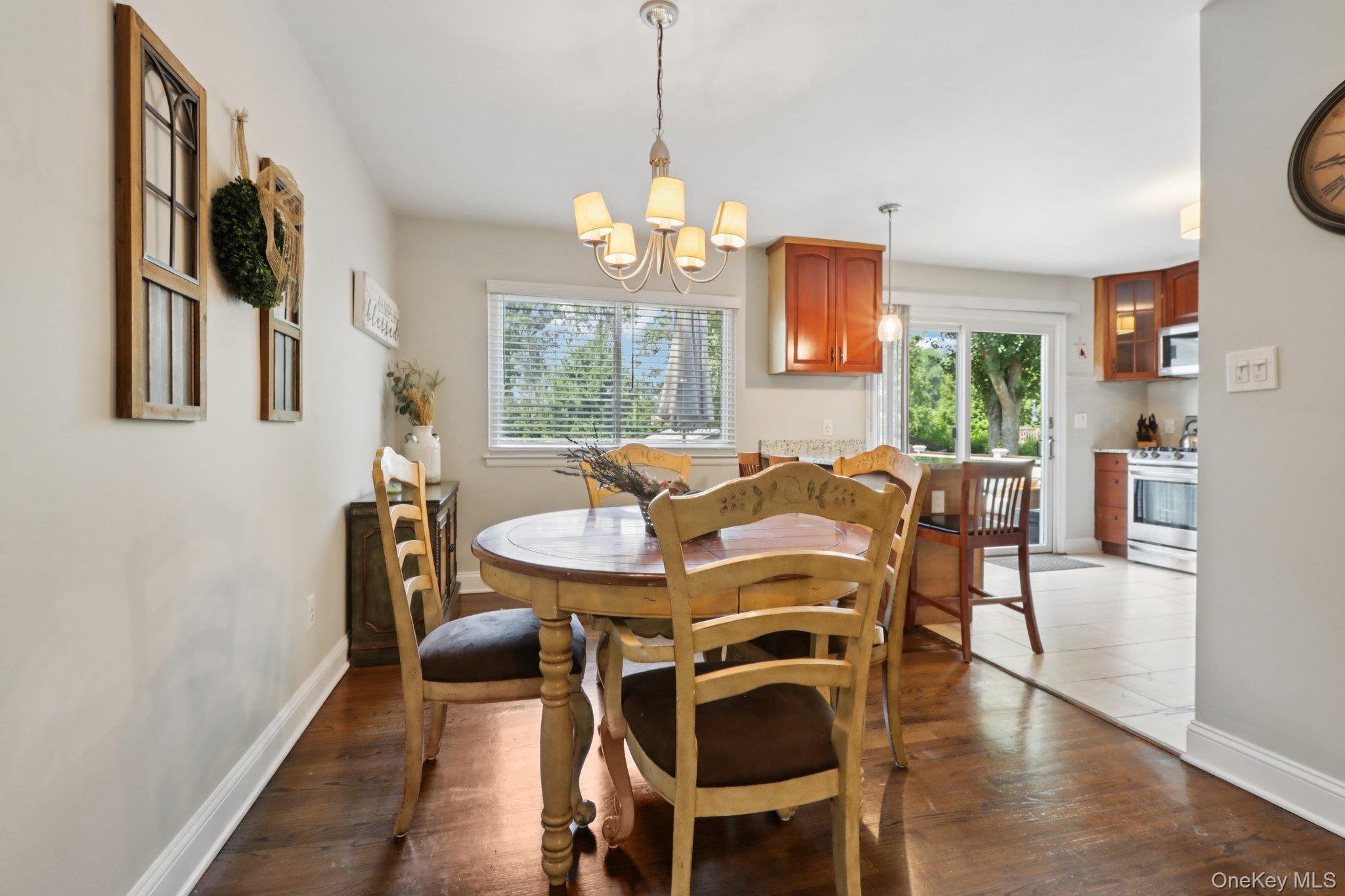 #8 photo, 961 Tilton Road, Valley Cottage , NY 10989