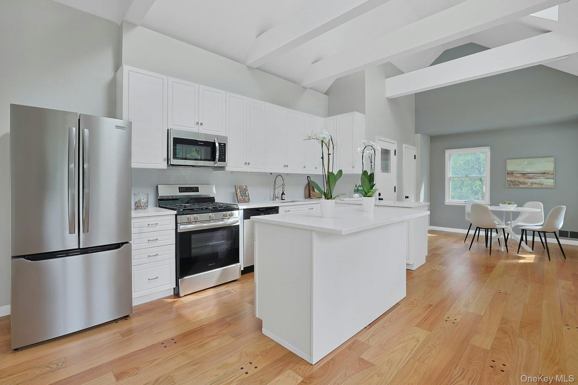 #9 photo, 200 Fort Hill Road, Scarsdale , NY 10583