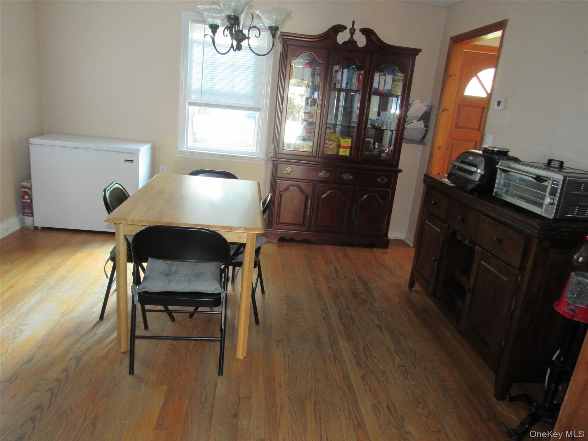 #8 photo, 1125 Arthur Street, Mamaroneck , NY 10543