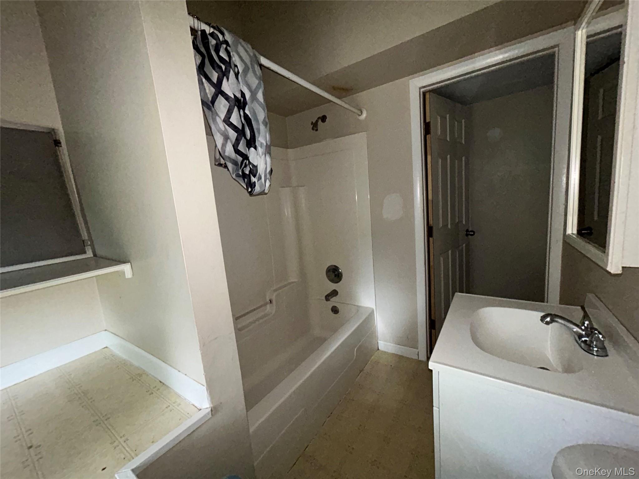 #11 photo, 69 Academy Street, Poughkeepsie , NY 12601