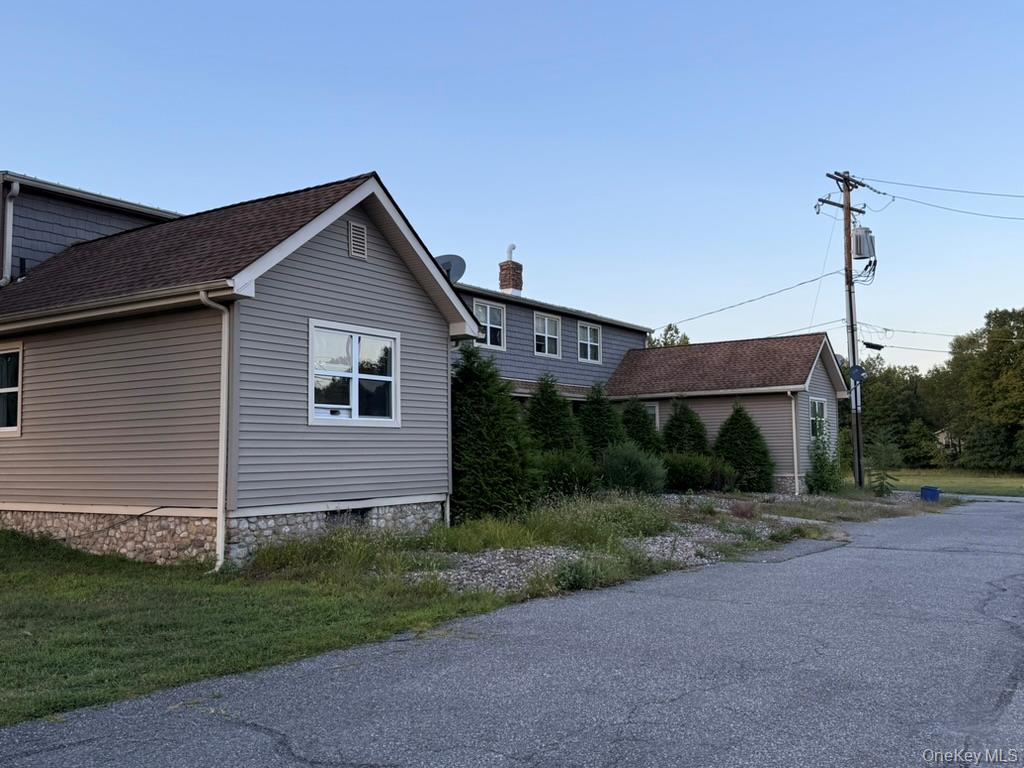 #1 photo, 881 Burlingham Road, Pine Bush , NY 12566