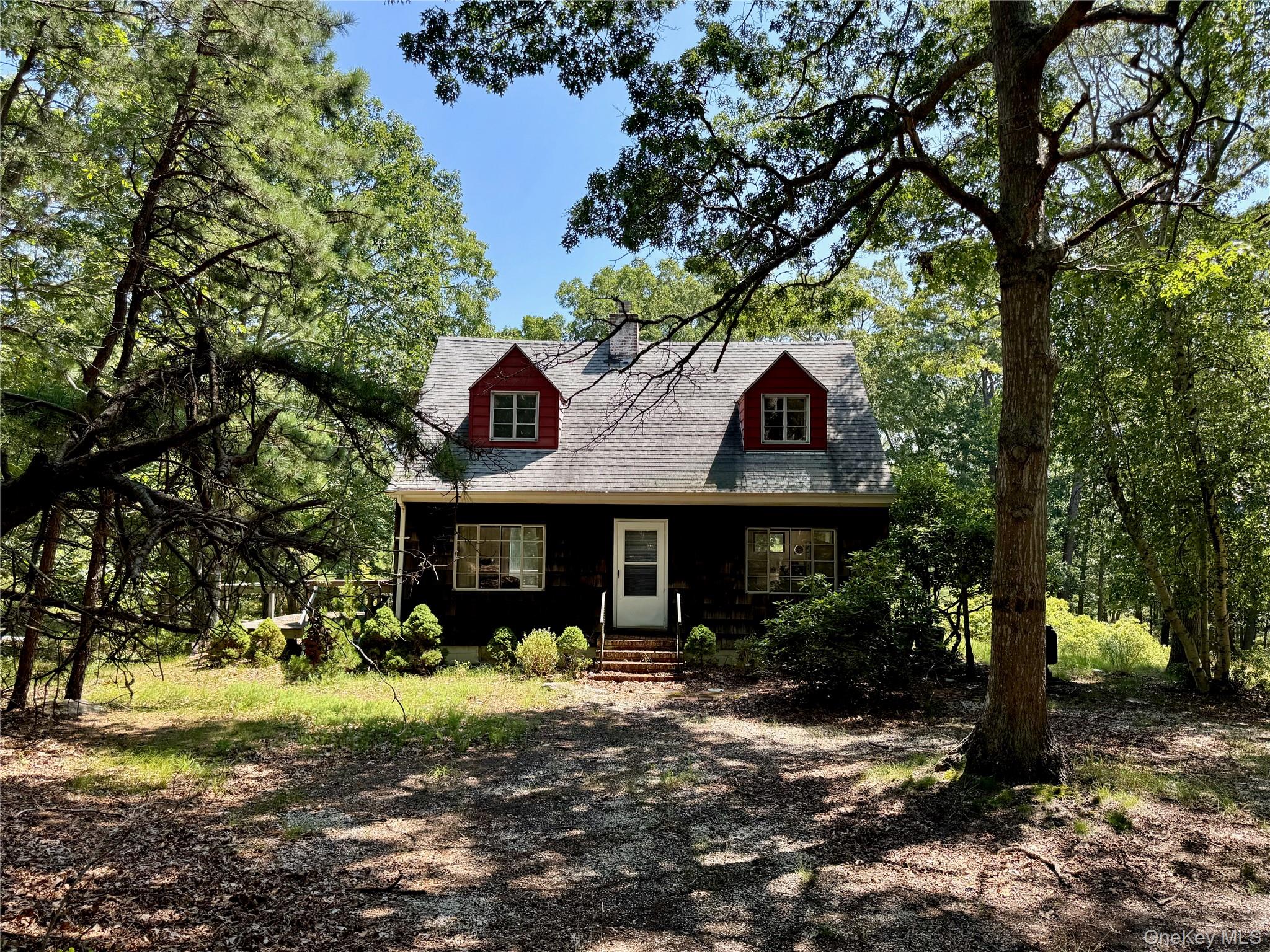 #5 photo, 17 Sheridan Road, Hampton Bays , NY 11946