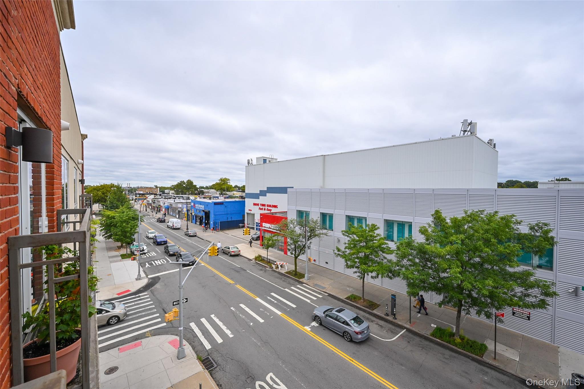 #13 photo, 6334 Fresh Pond Road, クイーンズ区 Ridgewood , NY 11385