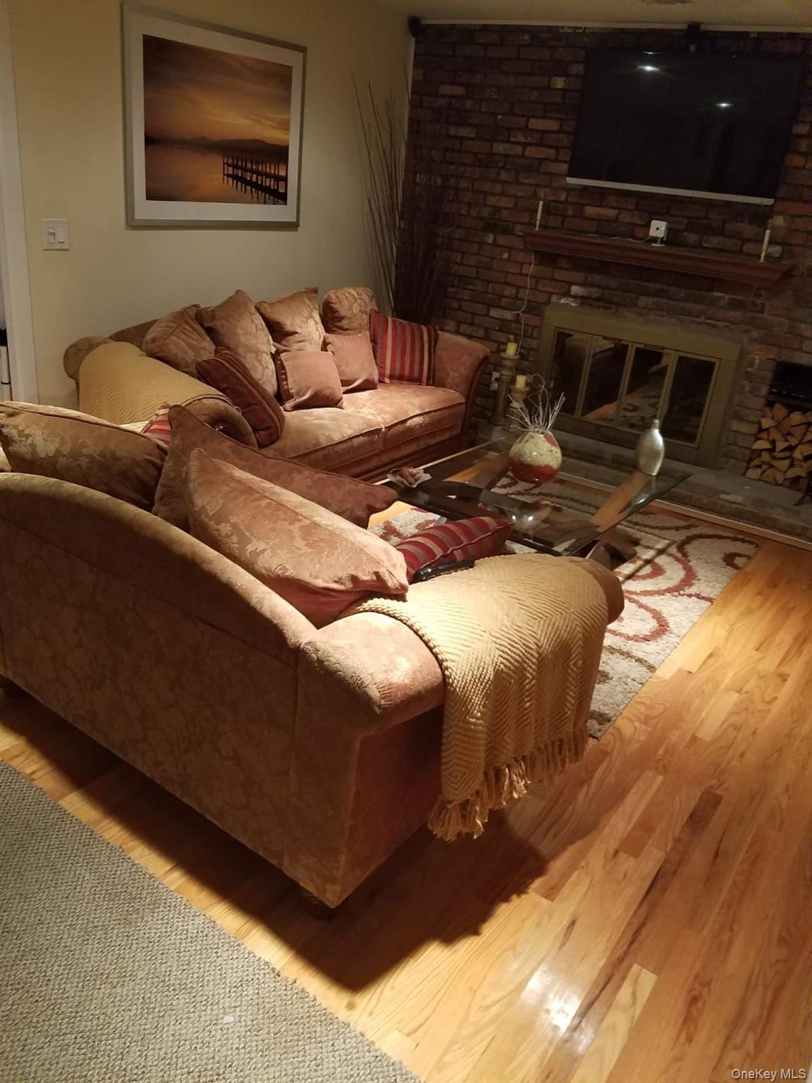 #16 photo, 170 Root Avenue, サフォーク郡 Central Islip , NY 11722