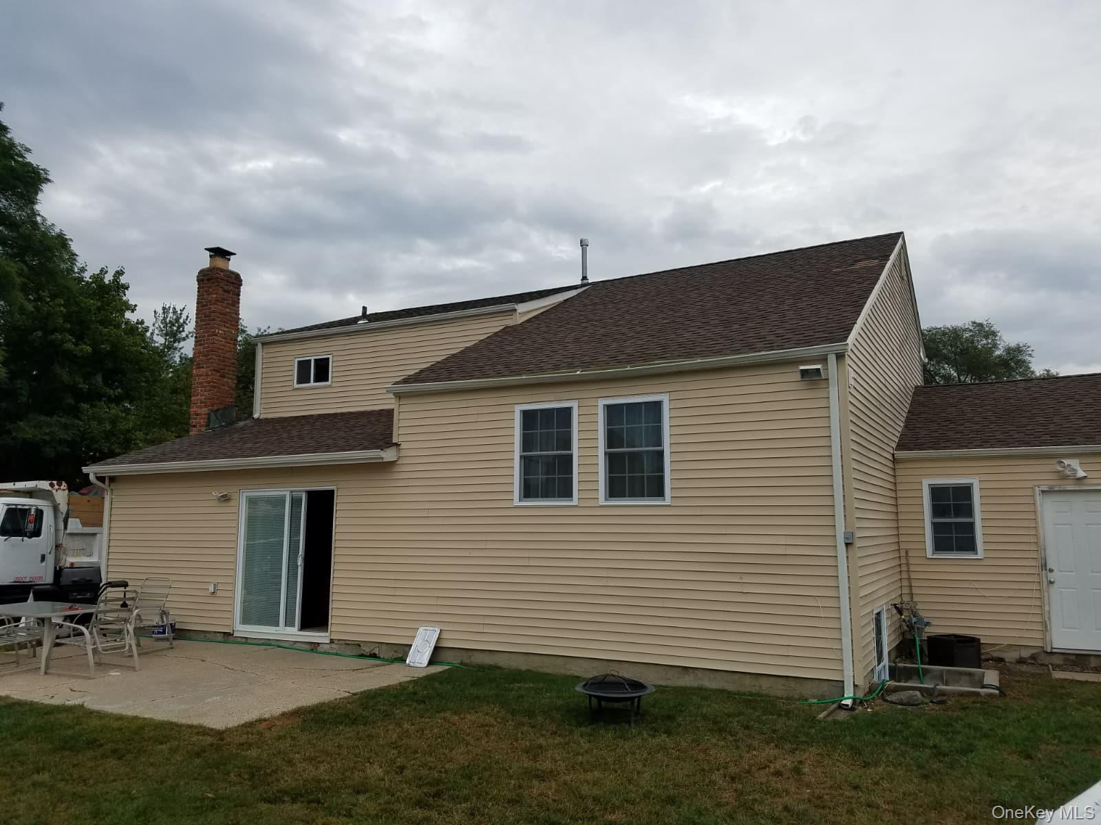 #2 photo, 170 Root Avenue, サフォーク郡 Central Islip , NY 11722