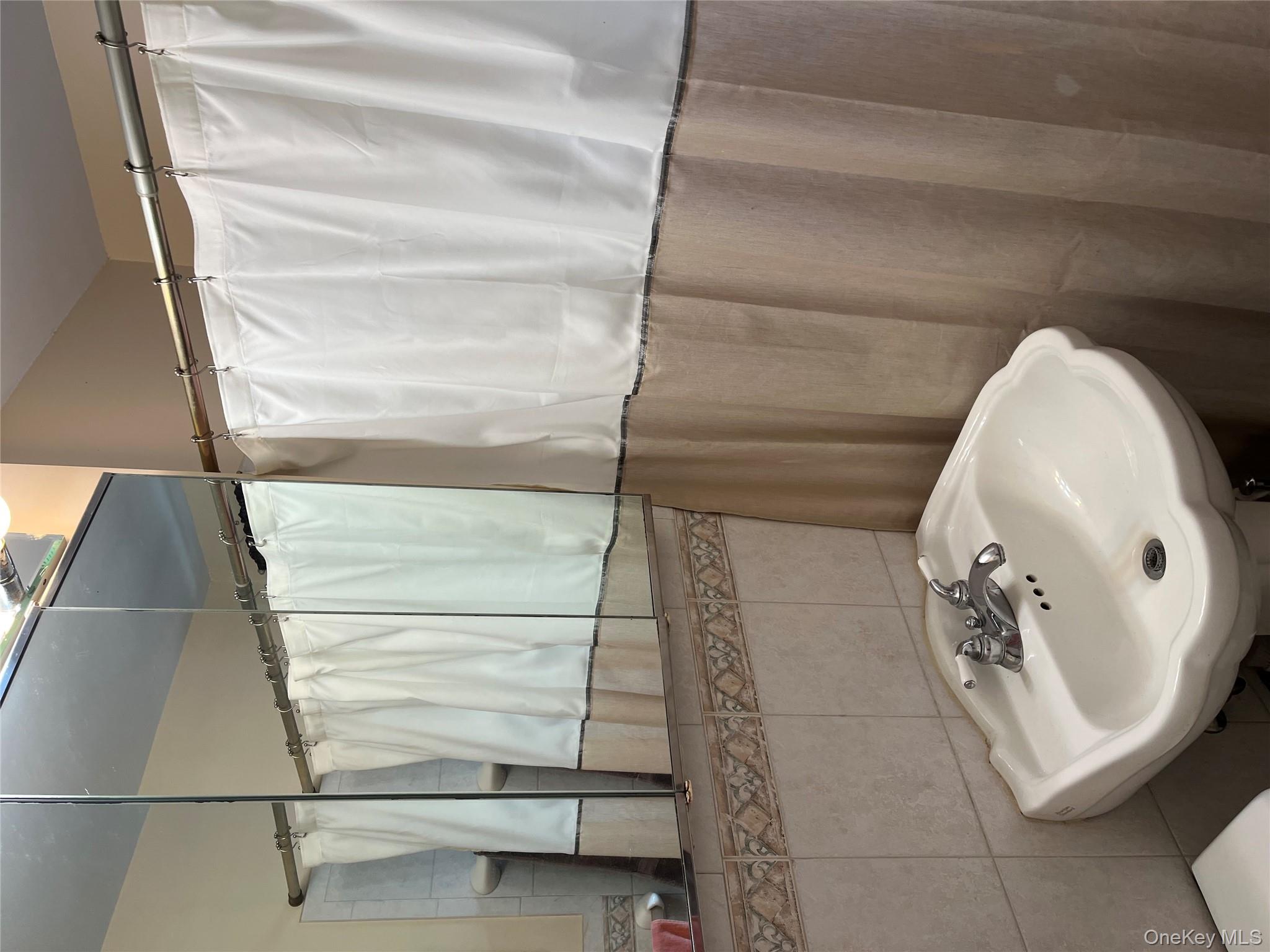 #11 photo, 21-38 202 Street, クイーンズ区 Bayside , NY 11360