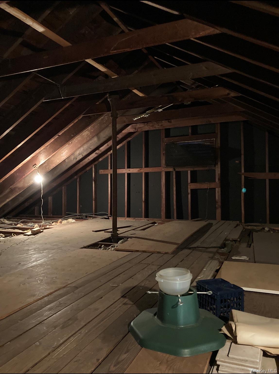 #13 photo, 21-38 202 Street, Куинс ‖ Bayside , NY 11360