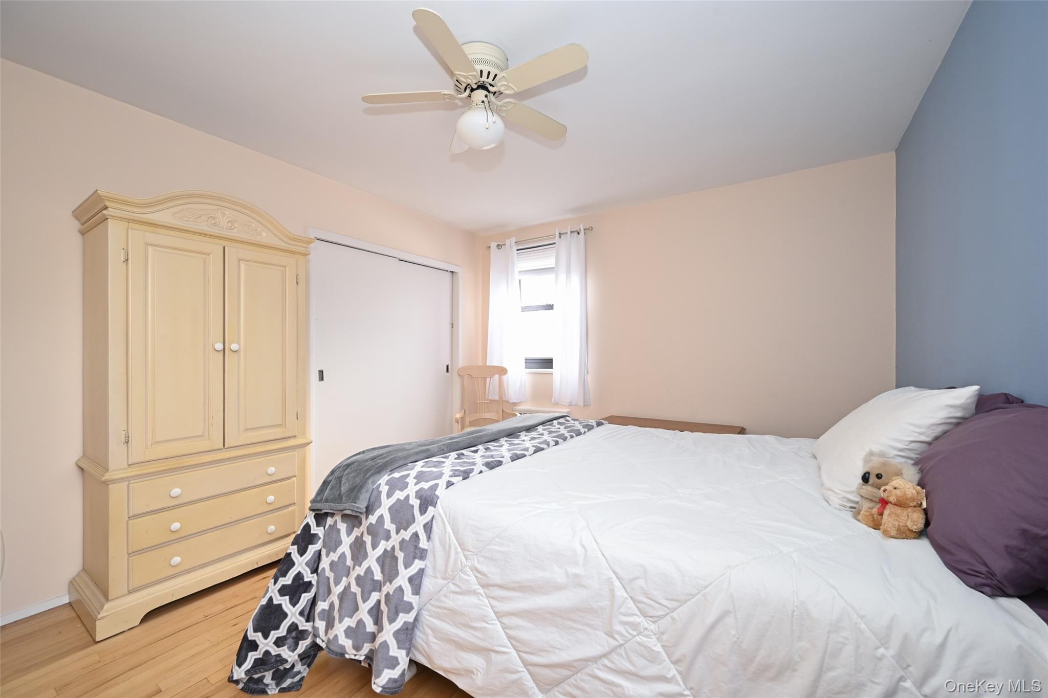 #16 photo, 21-38 202 Street, Bayside , NY 11360