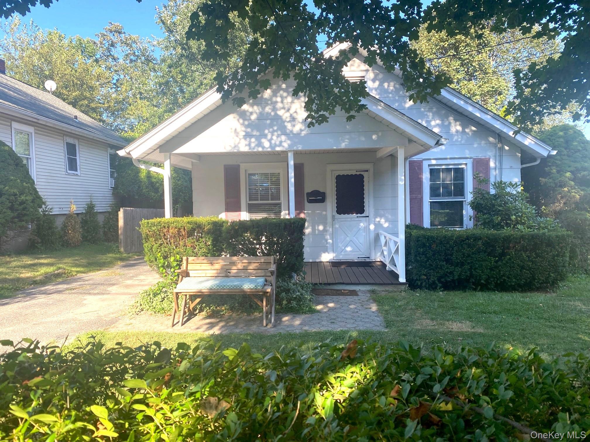 #1 photo, 46 Hemlock Avenue, 东长岛 亨廷顿 Huntington , NY 11743