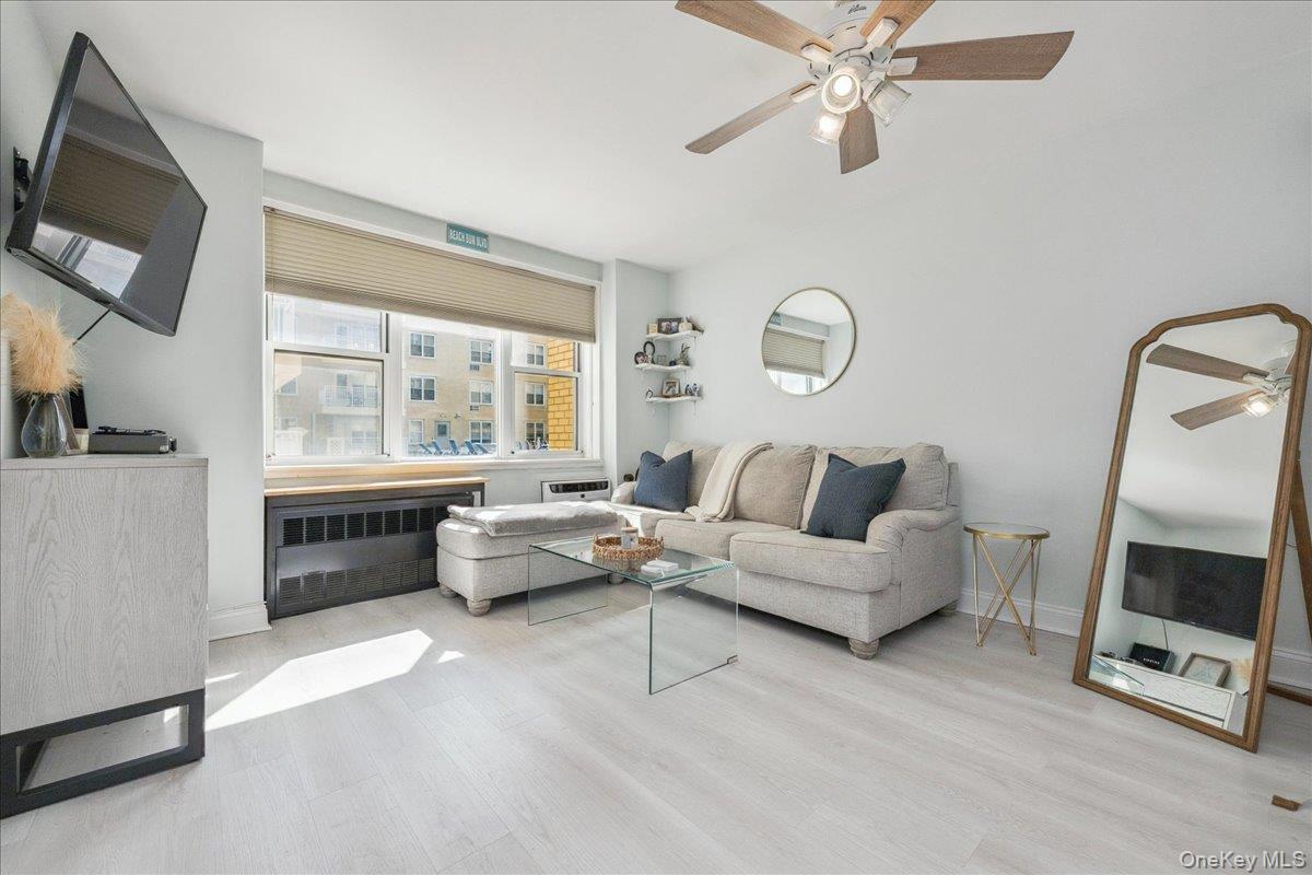 #14 photo, 700 Shore Road, ナッソー郡 Long Beach , NY 11561