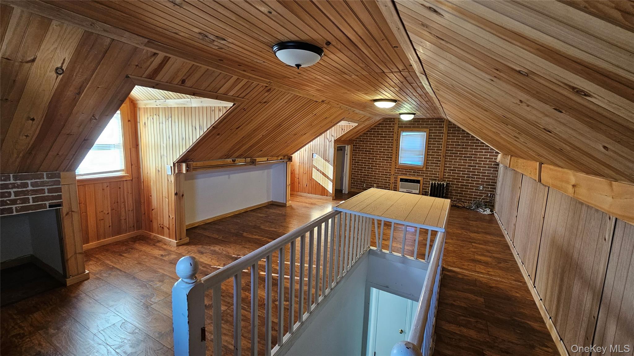 #15 photo, 956 Hillside Boulevard, ナッソー郡 New Hyde Park , NY 11040