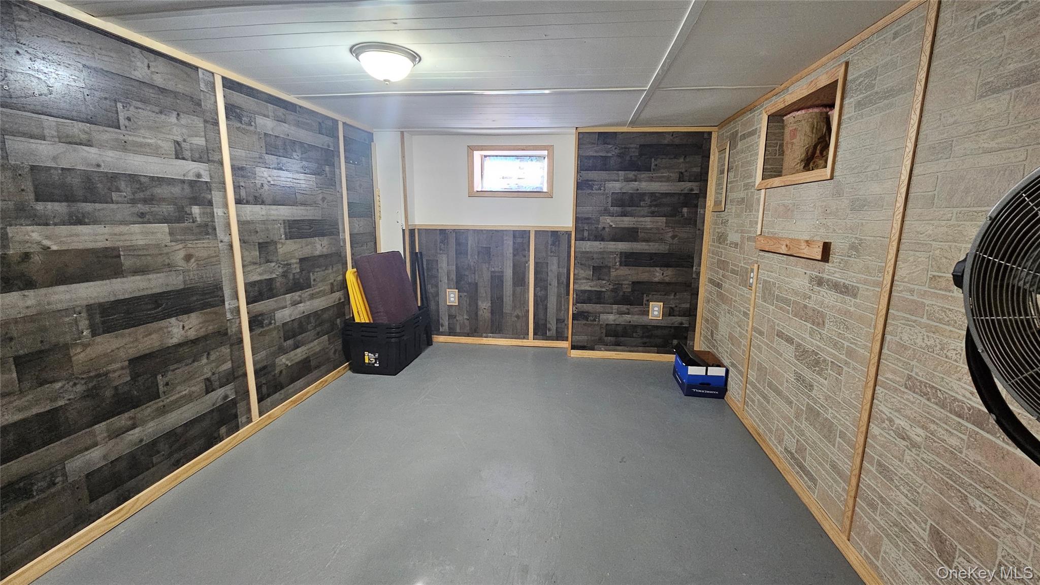 #19 photo, 956 Hillside Boulevard, ナッソー郡 New Hyde Park , NY 11040