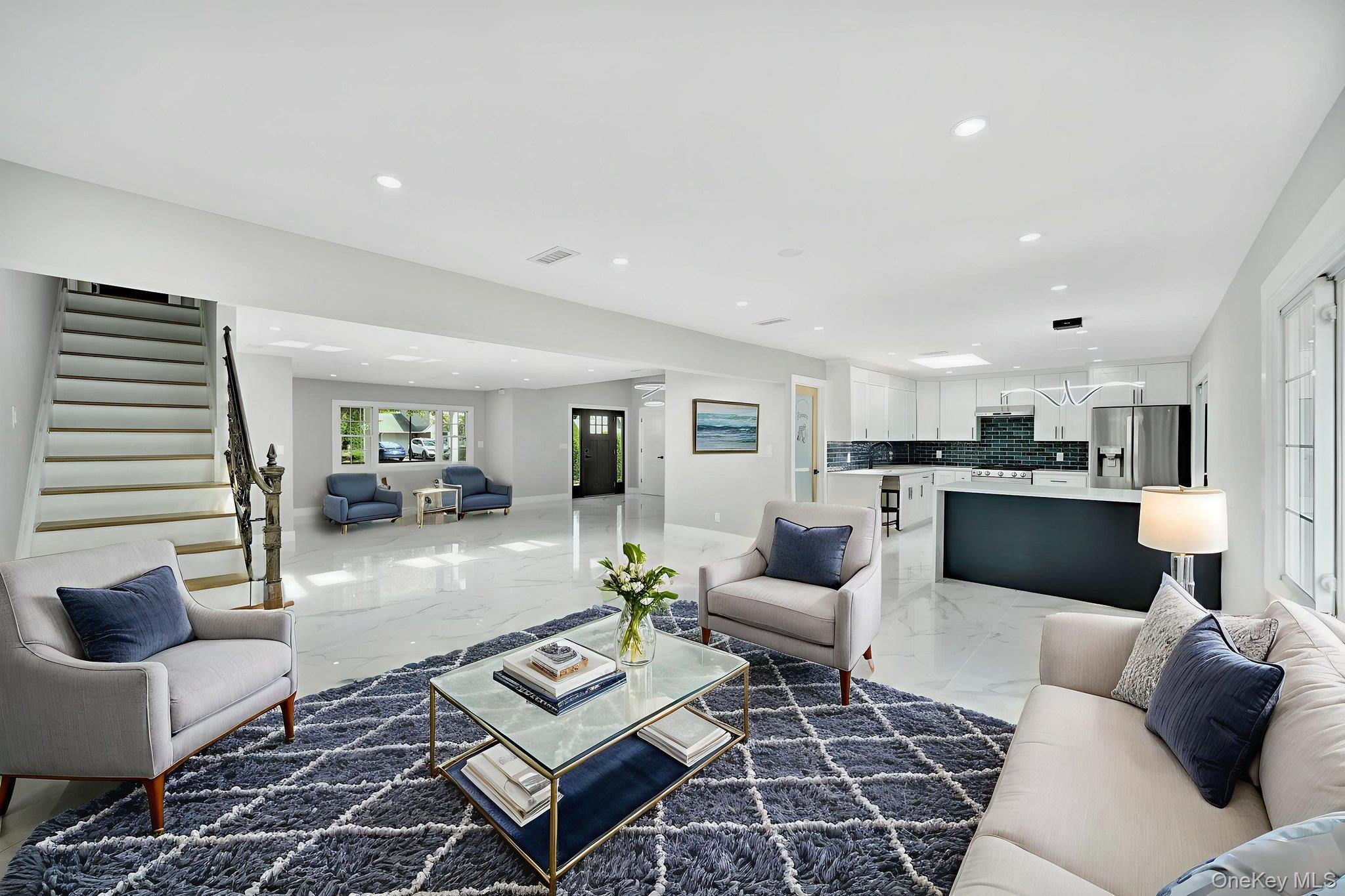 #12 photo, 18 Mist Lane, Westbury , NY 11590