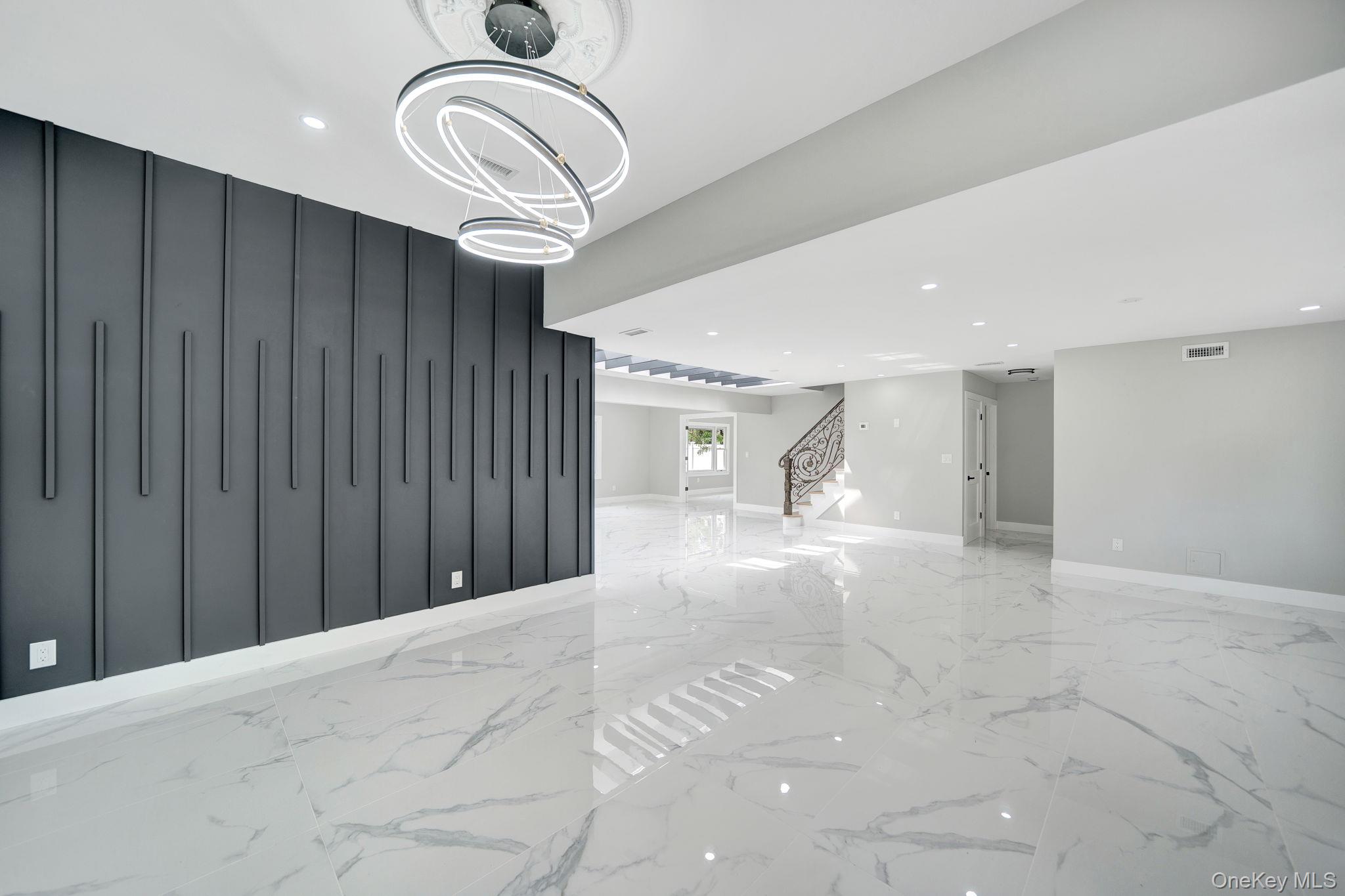 #16 photo, 18 Mist Lane, Westbury , NY 11590