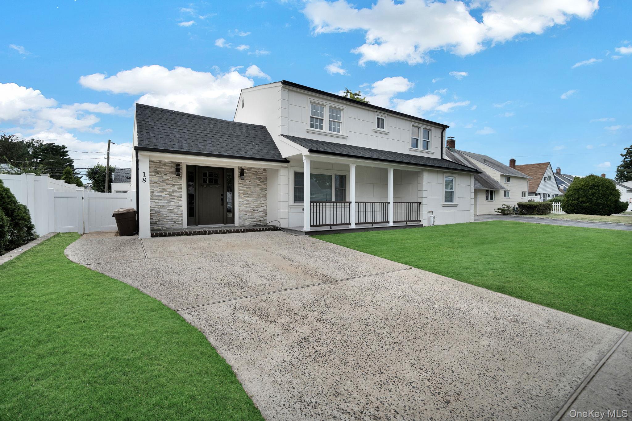 #2 photo, 18 Mist Lane, Westbury , NY 11590