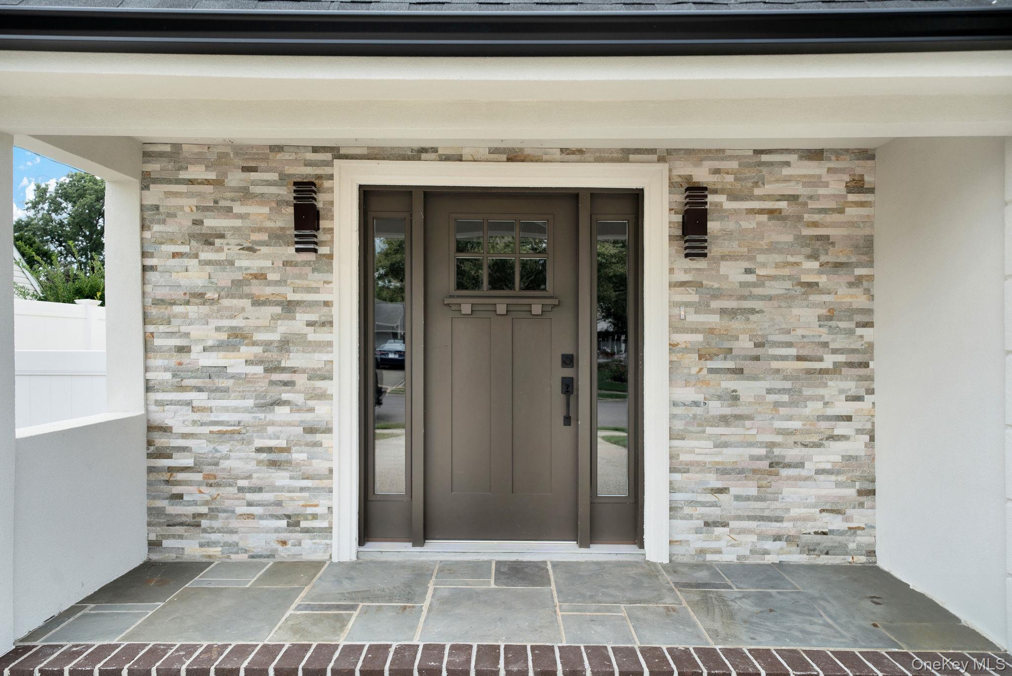 #4 photo, 18 Mist Lane, Westbury , NY 11590