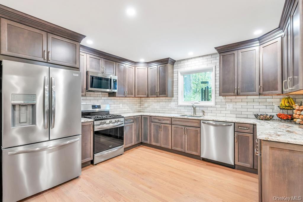 #8 photo, 12 Inwood Road, サフォーク郡 Center Moriches , NY 11934