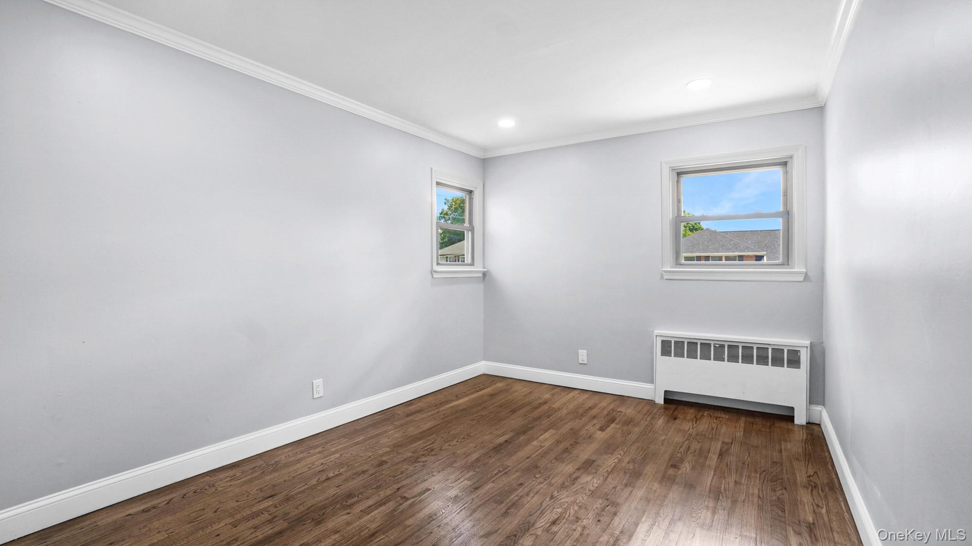 #11 photo, 827 Eastfield Road, ナッソー郡 Westbury , NY 11590