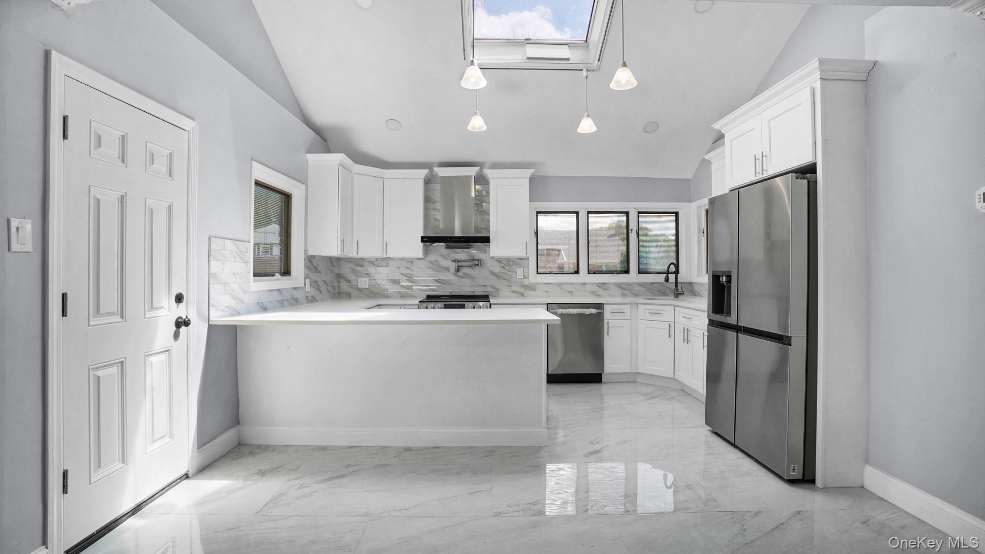 #6 photo, 827 Eastfield Road, ナッソー郡 Westbury , NY 11590