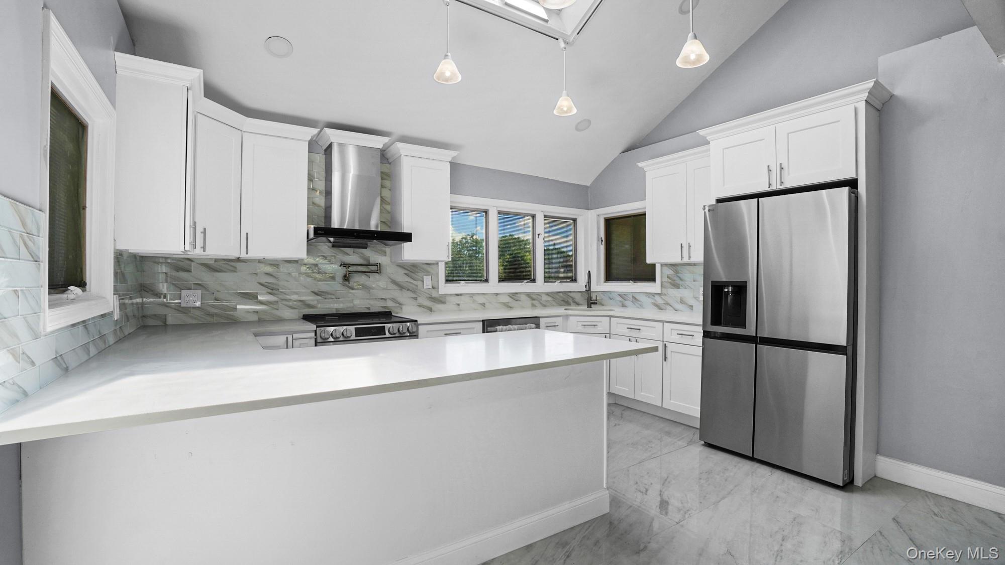 #7 photo, 827 Eastfield Road, ナッソー郡 Westbury , NY 11590