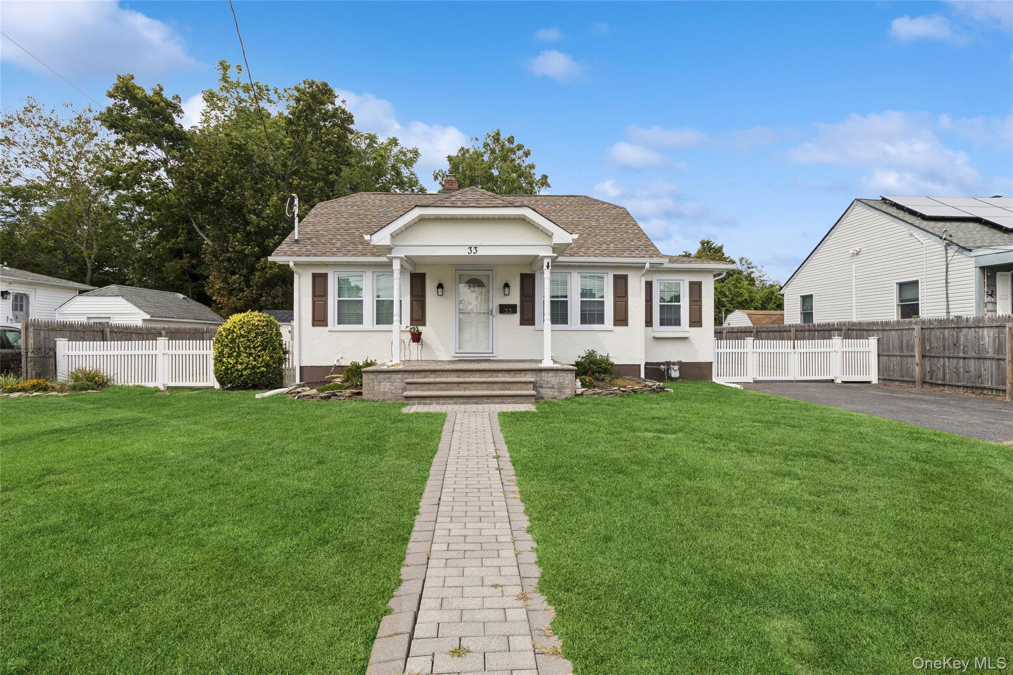 #1 photo, 33 Schroeder Lane, Patchogue , NY 11772