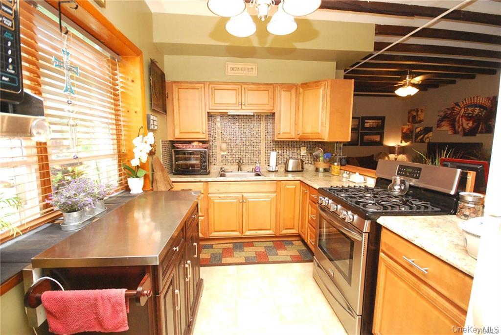 #9 photo, 158 6th Street, Verplanck , NY 10596