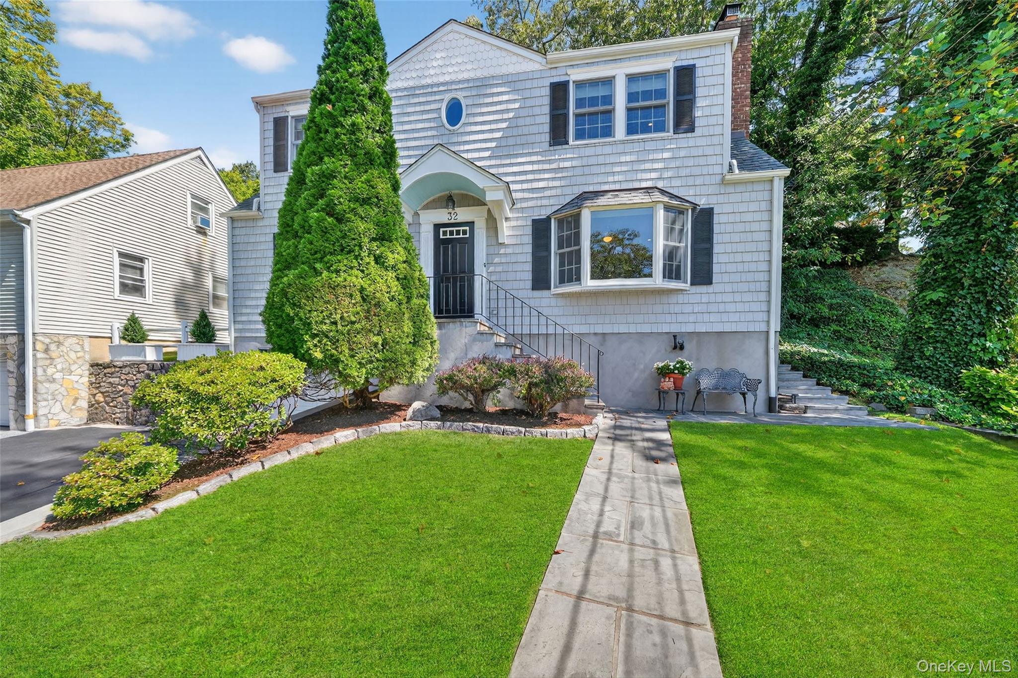 #1 photo, 32 Custis Avenue, White Plains , NY 10603