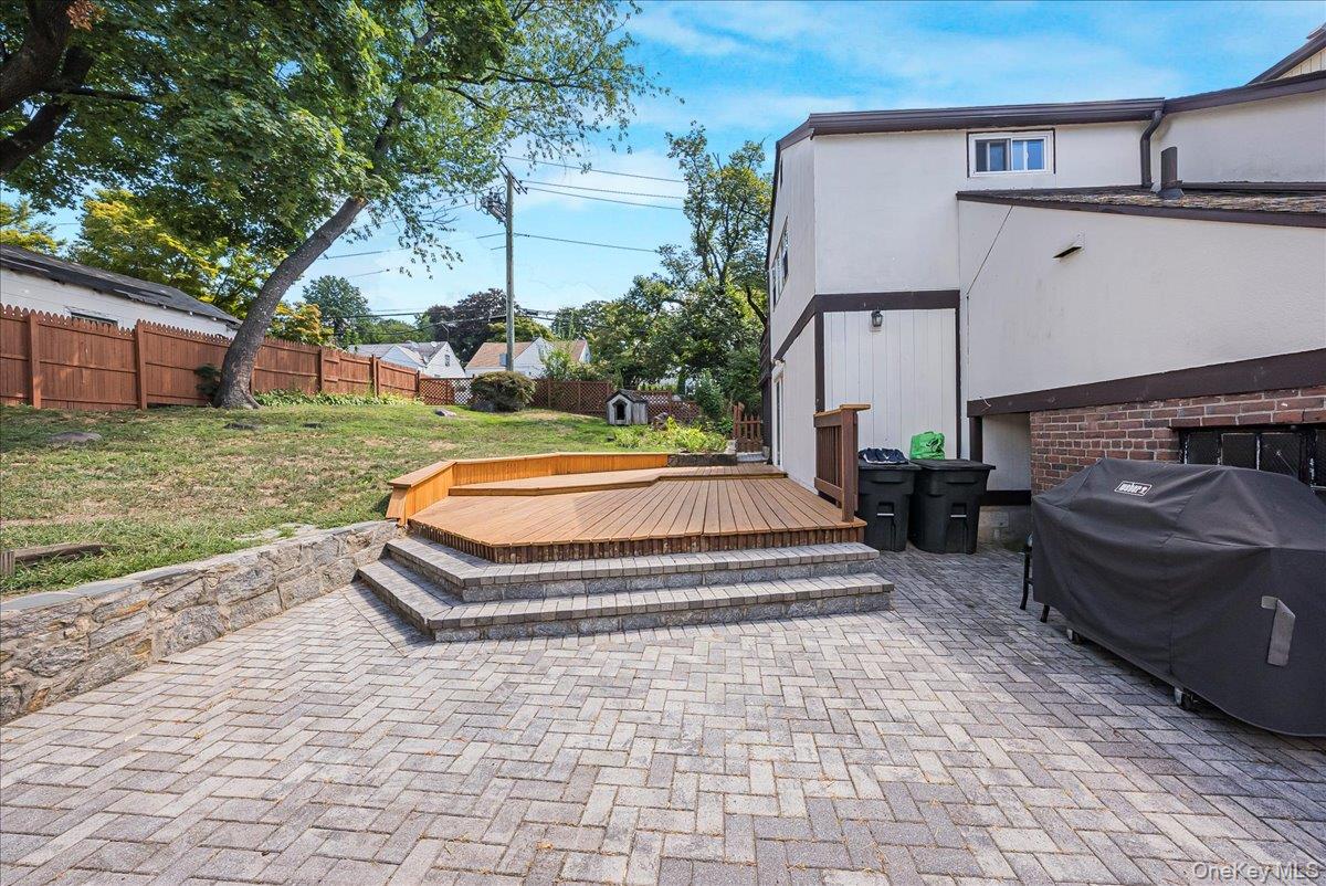 #12 photo, 549 Park Avenue, Yonkers , NY 10703