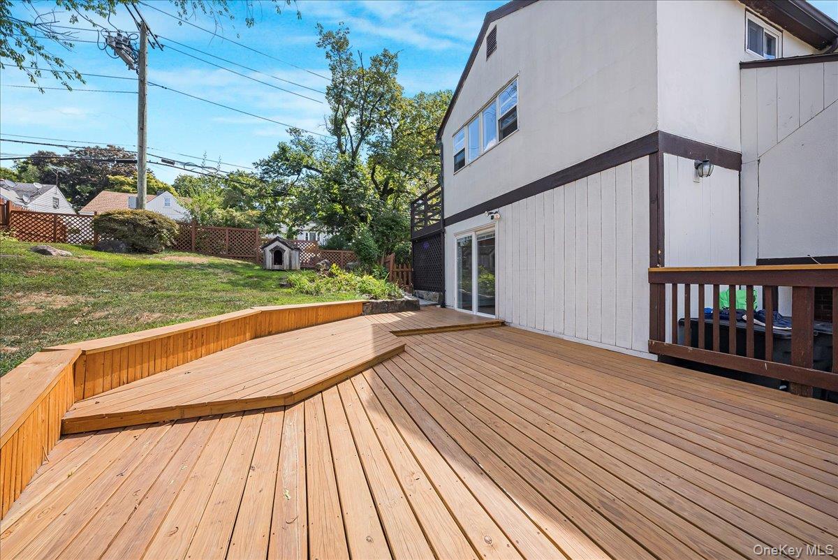 #13 photo, 549 Park Avenue, Yonkers , NY 10703