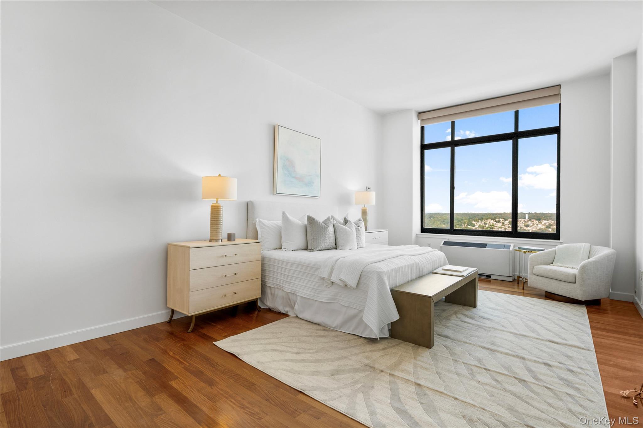 #12 photo, 10 City Place, White Plains , NY 10601