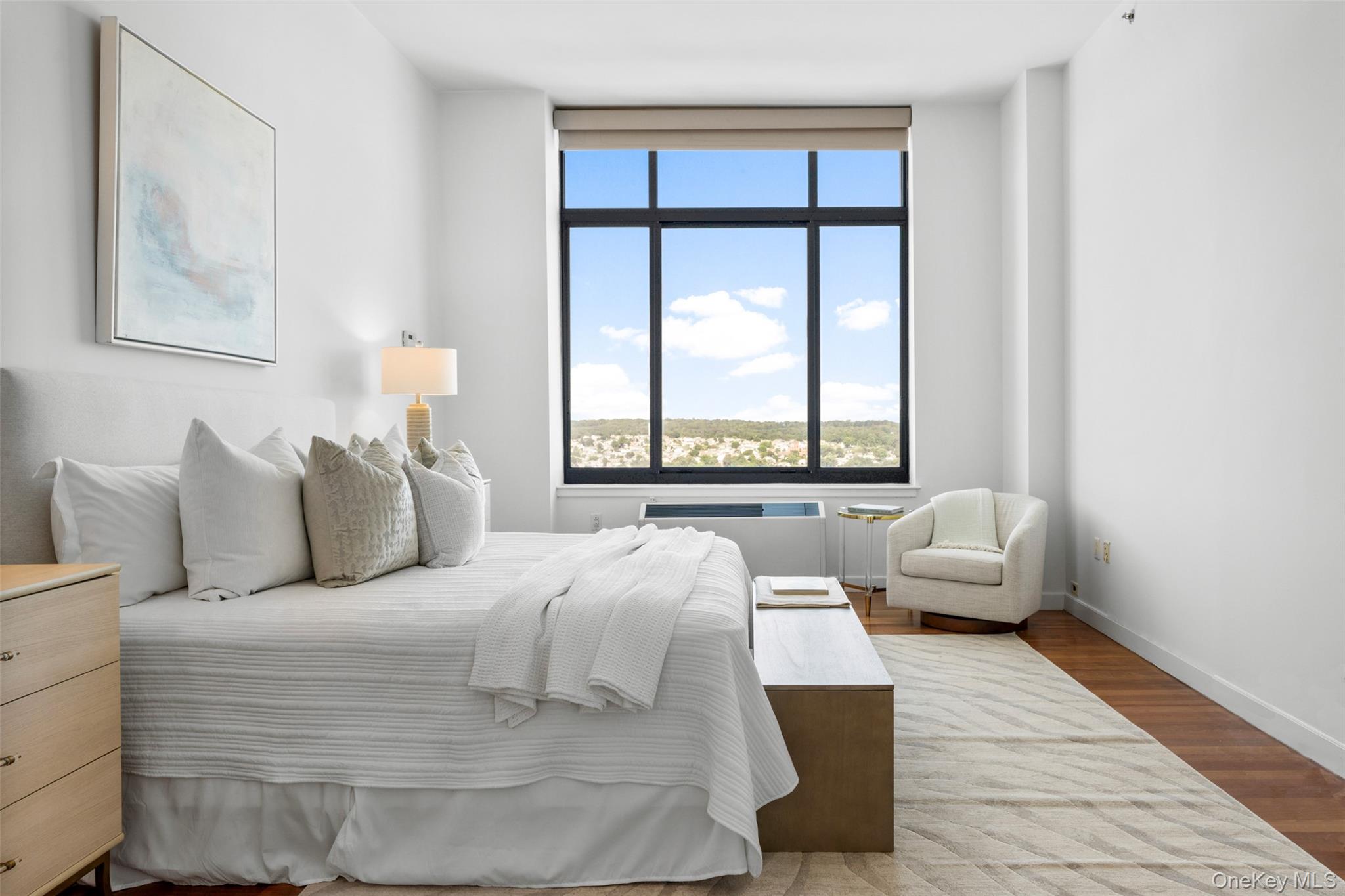 #13 photo, 10 City Place, White Plains , NY 10601