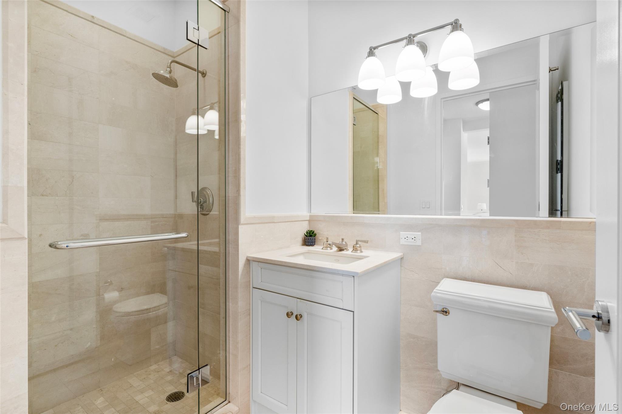 #18 photo, 10 City Place, White Plains , NY 10601