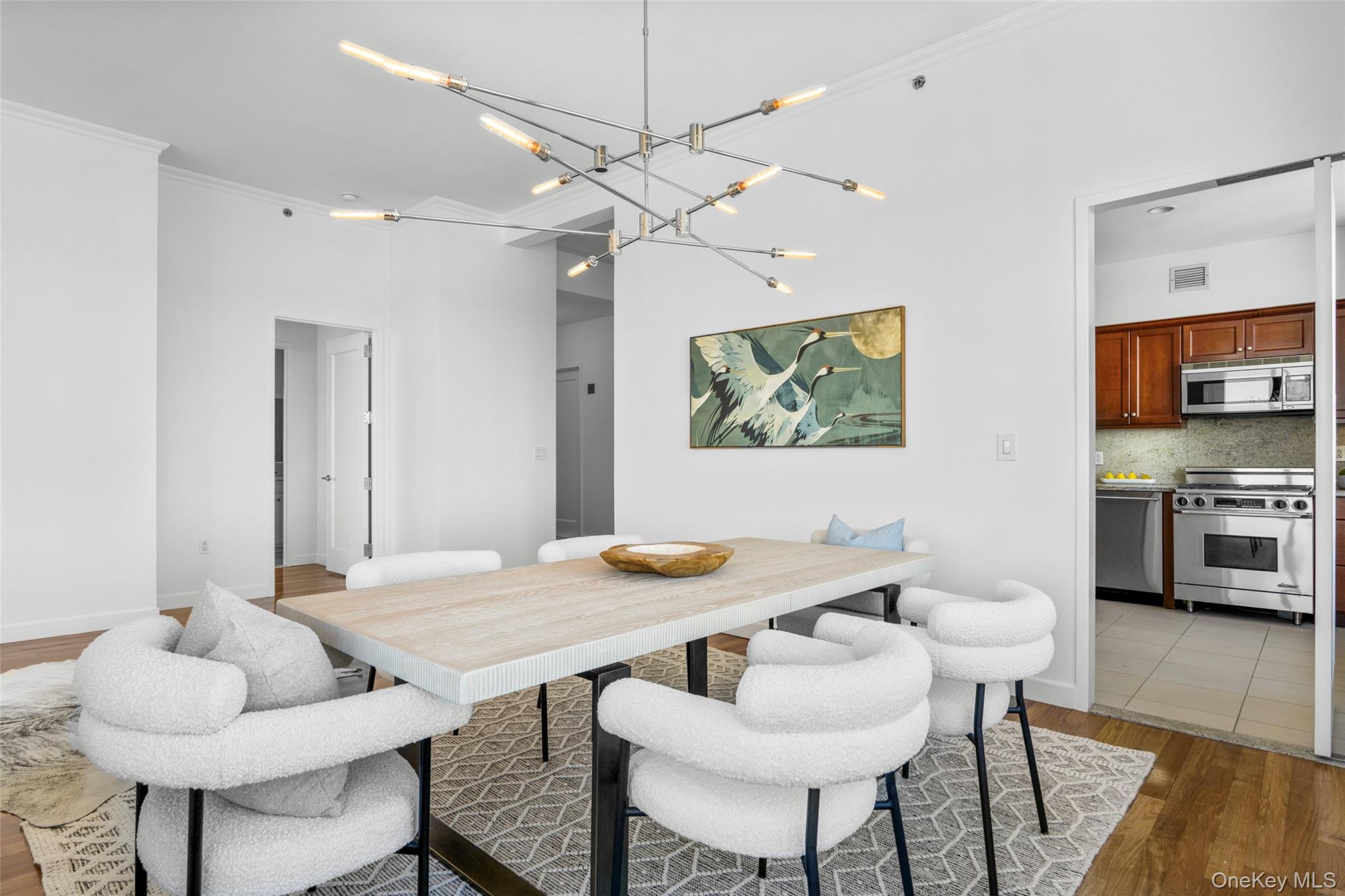 #5 photo, 10 City Place, White Plains , NY 10601