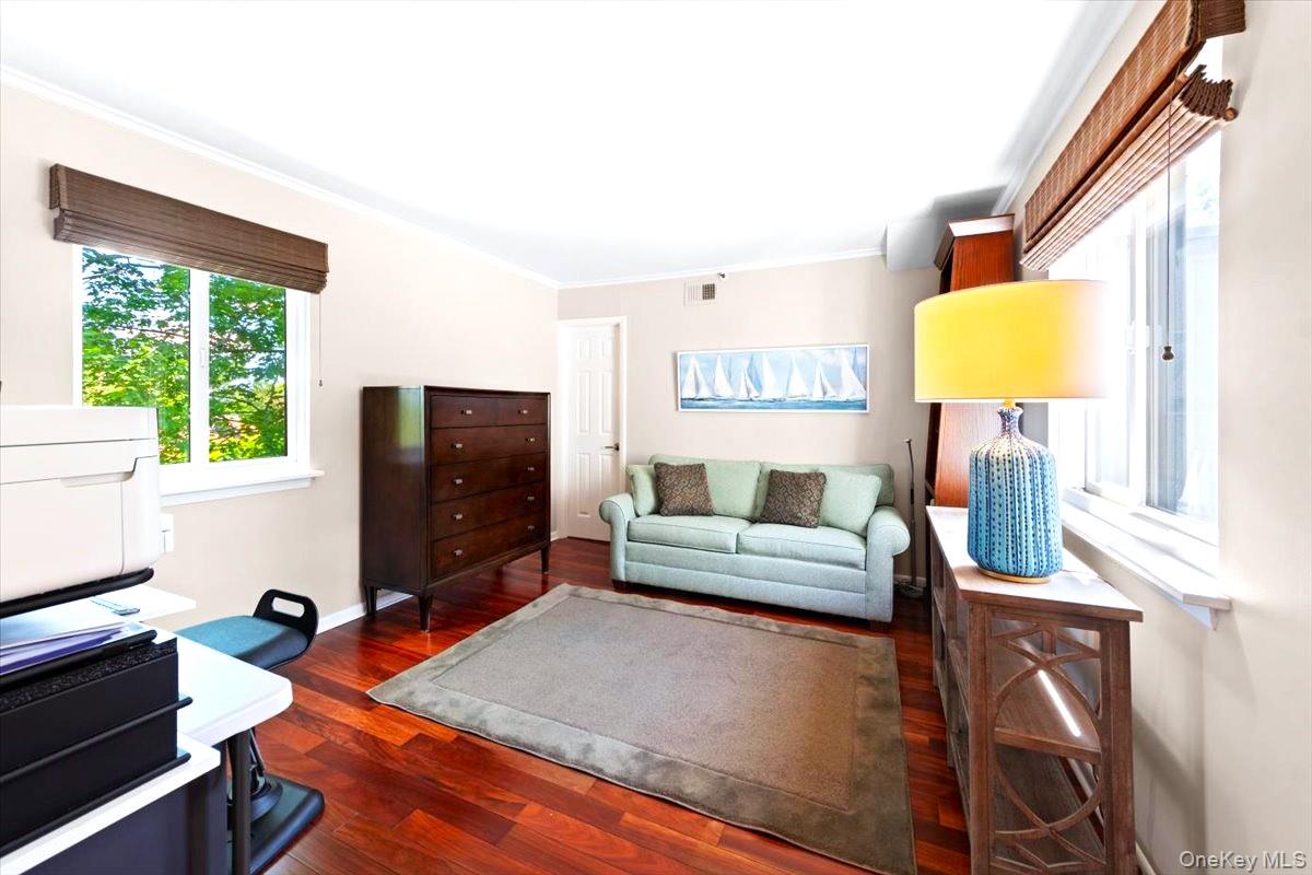 #13 photo, 301 Old Cedar Road, Hartsdale , NY 10530