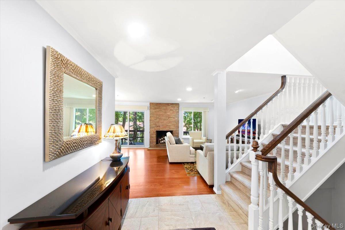 #19 photo, 301 Old Cedar Road, Hartsdale , NY 10530