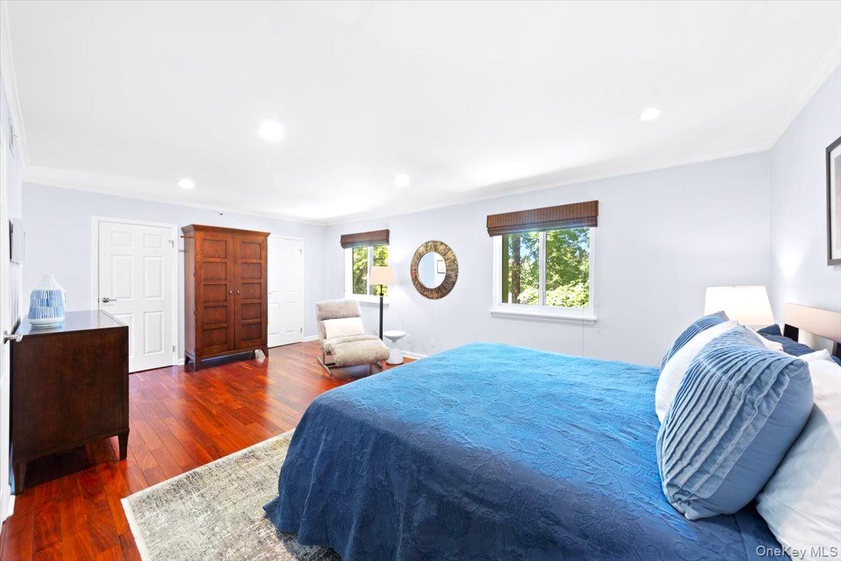 #4 photo, 301 Old Cedar Road, Hartsdale , NY 10530