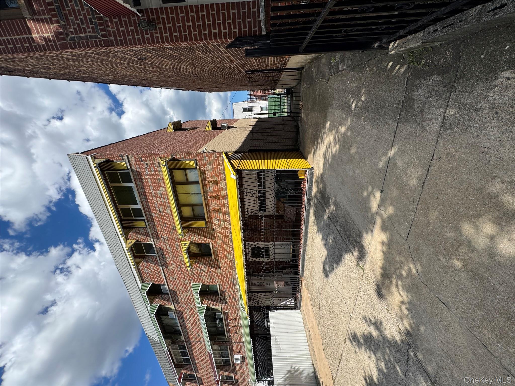 #2 photo, 1270 Rosedale Avenue, ブロンクス区 Bronx , NY 10472