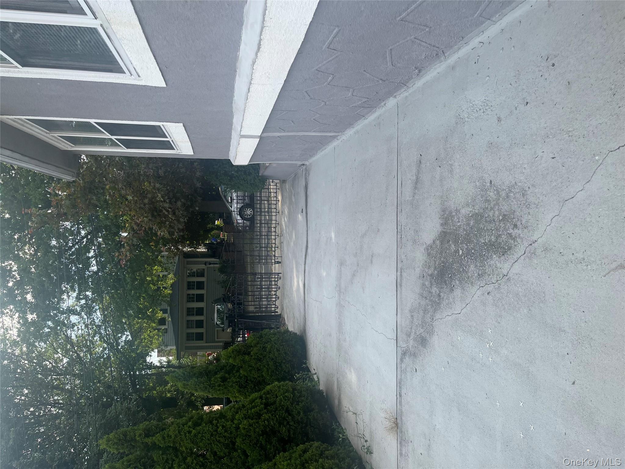 #8 photo, 1610 Hering Avenue, ブロンクス区 Bronx , NY 10461