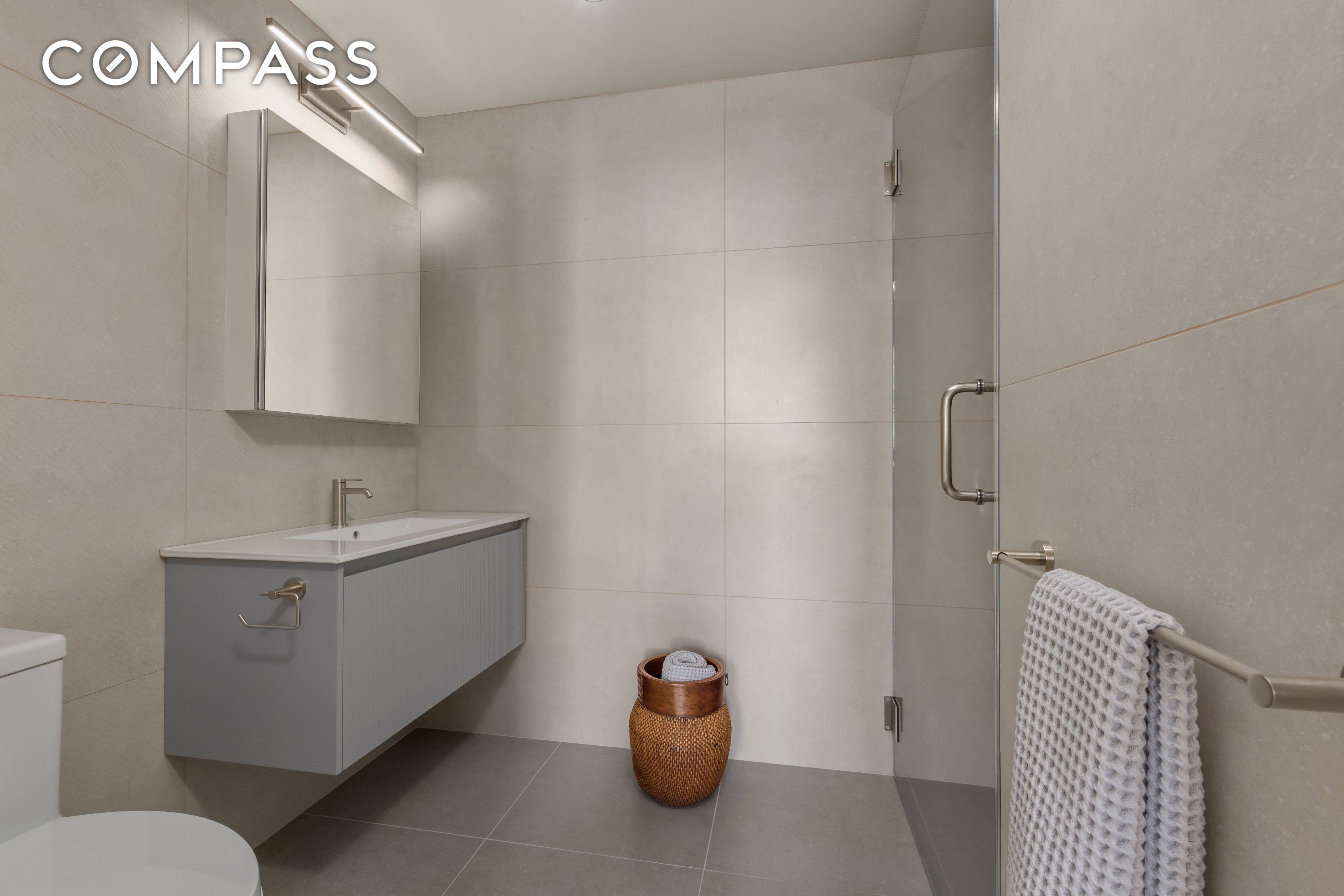 #18 photo, 404 E 76th Street, マンハッタン Lenox Hill , NY 10021