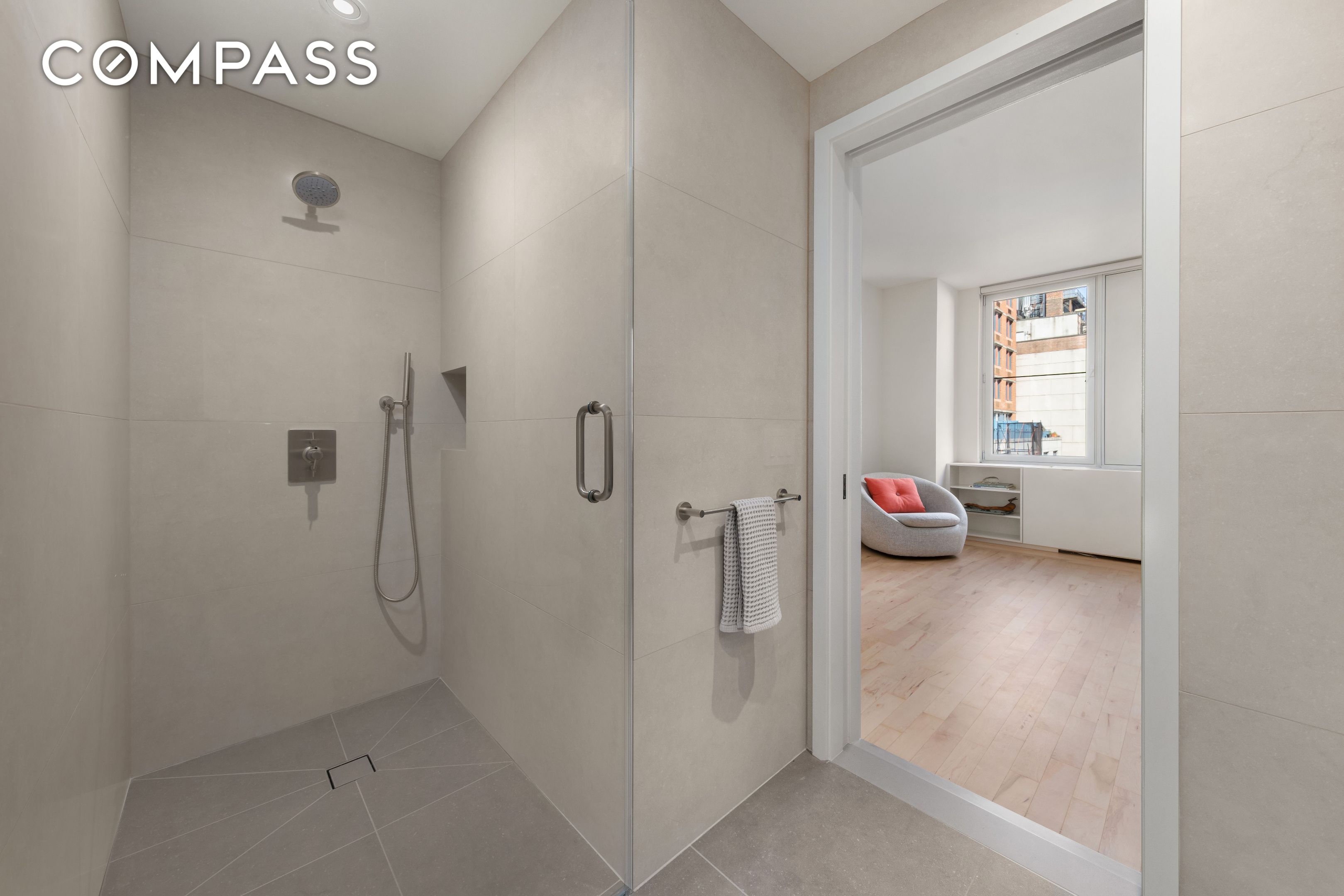 #19 photo, 404 E 76th Street, マンハッタン Lenox Hill , NY 10021