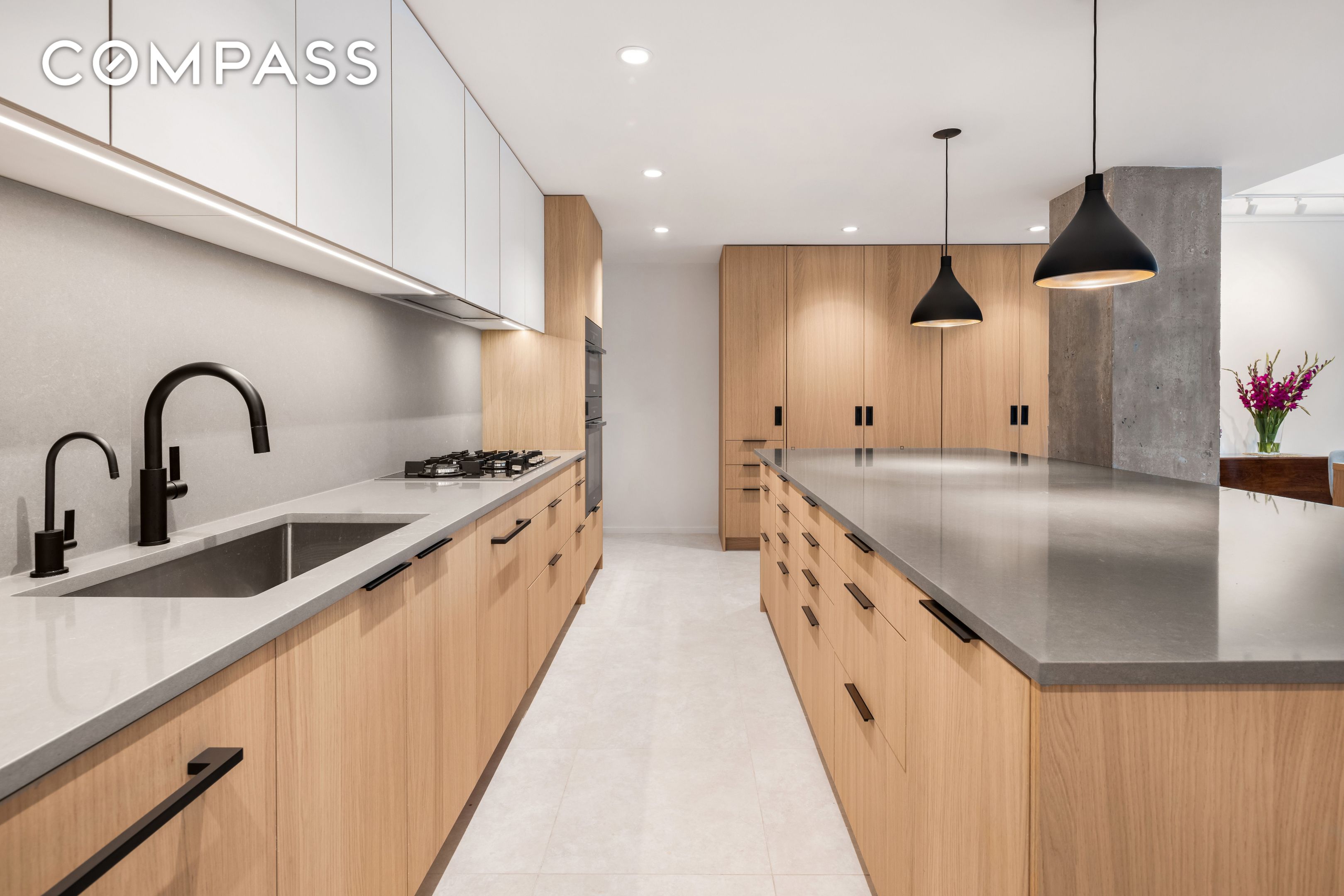 #4 photo, 404 E 76th Street, マンハッタン Lenox Hill , NY 10021