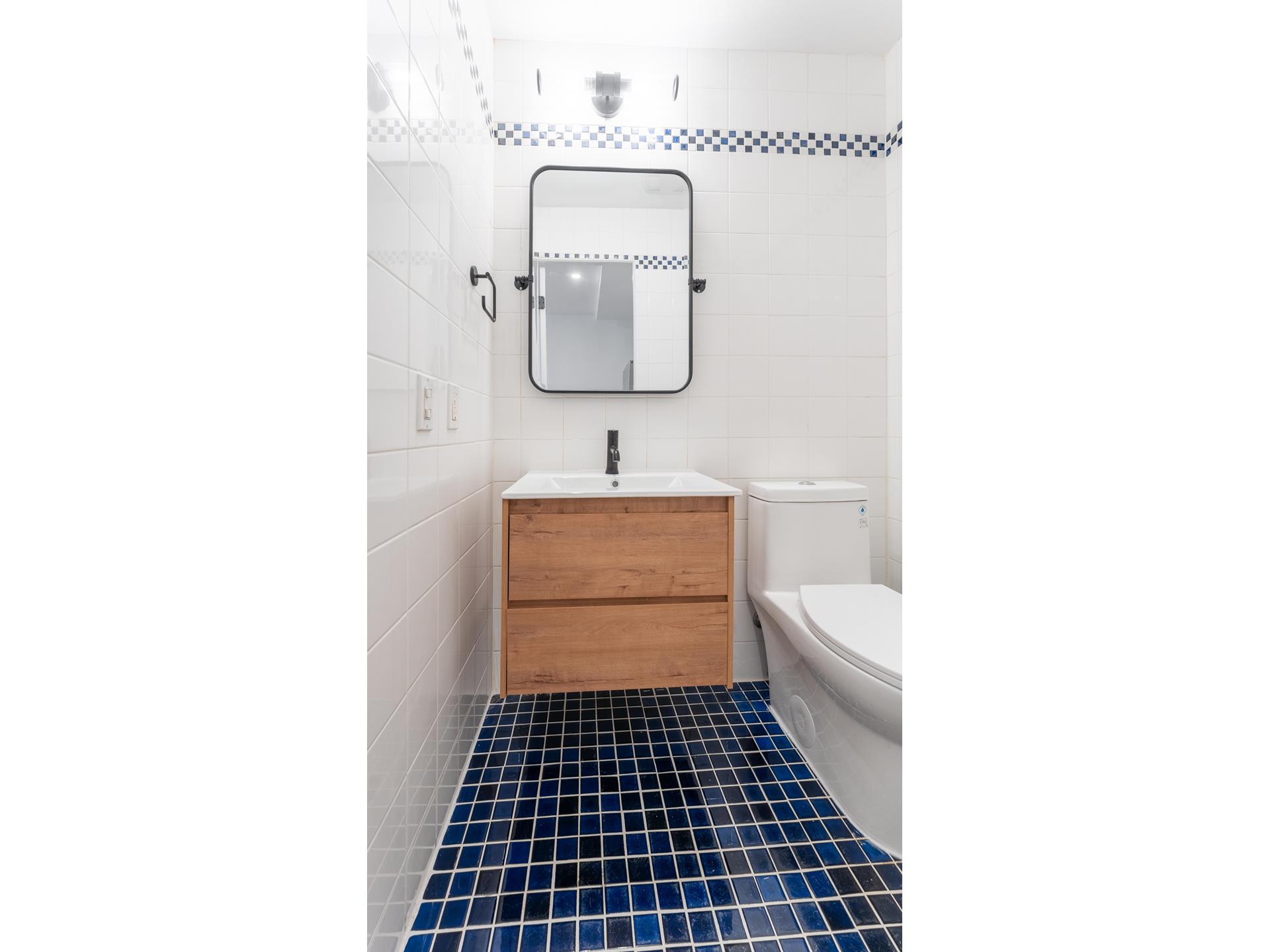 #9 photo, 121 DIVISION Street, マンハッタン Chinatown , NY 10002