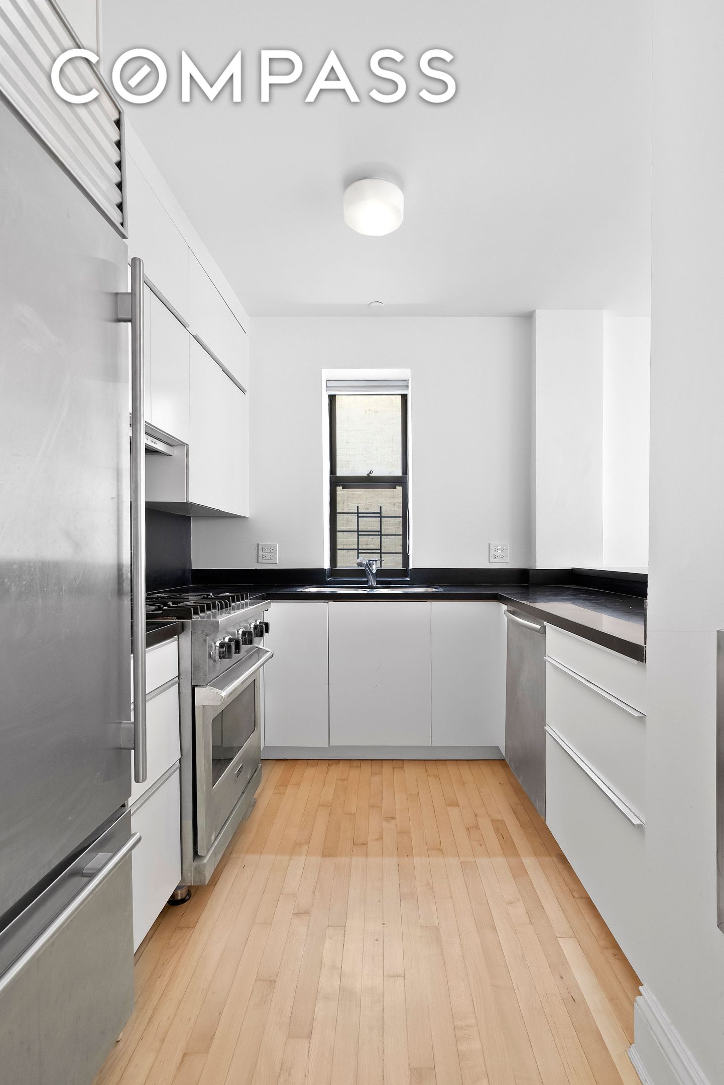 #4 photo, 223 W 80th Street, マンハッタン Upper West Side , NY 10024