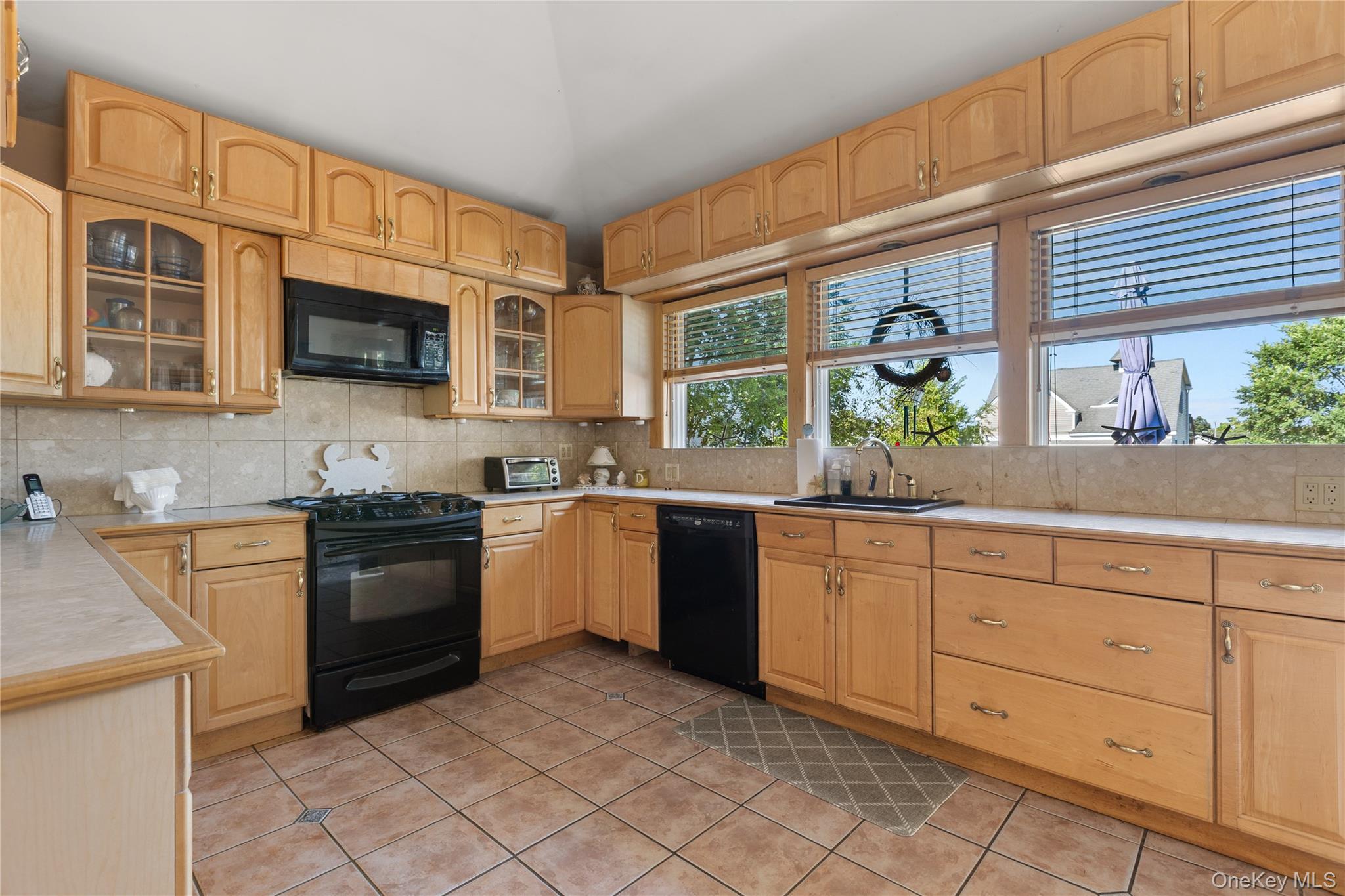 #3 photo, 91 Ocean Avenue, サフォーク郡 Bay Shore , NY 11706