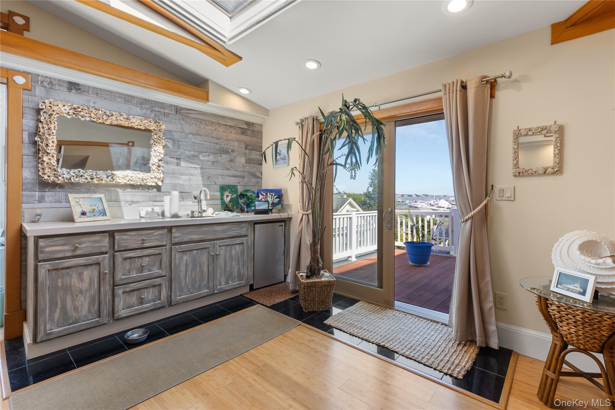 #9 photo, 91 Ocean Avenue, サフォーク郡 Bay Shore , NY 11706