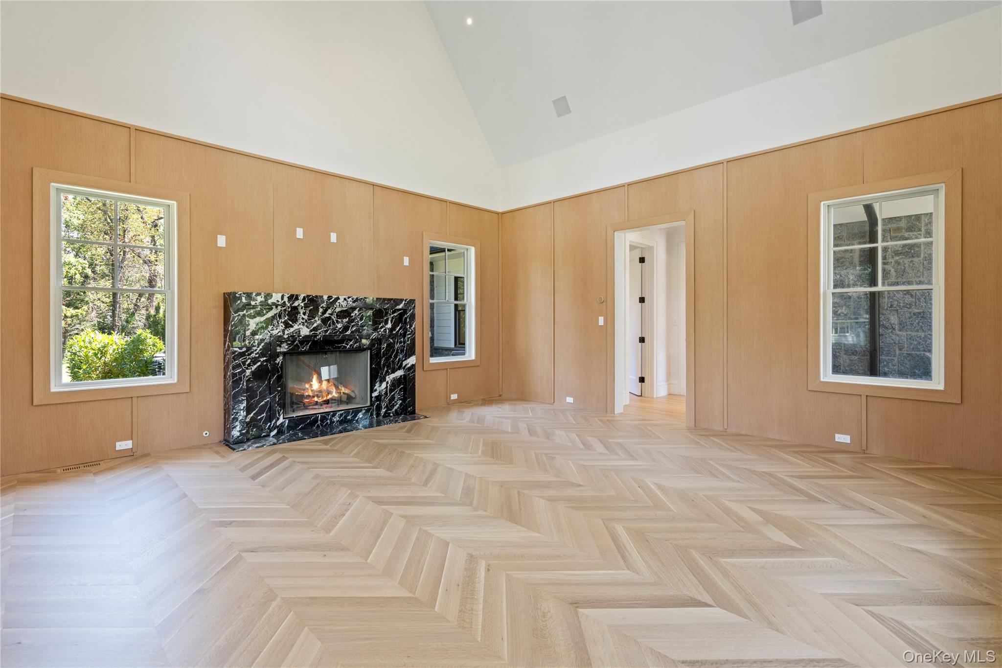 #10 photo, 8 Dogwood Hill, ナッソー郡 Brookville , NY 11545