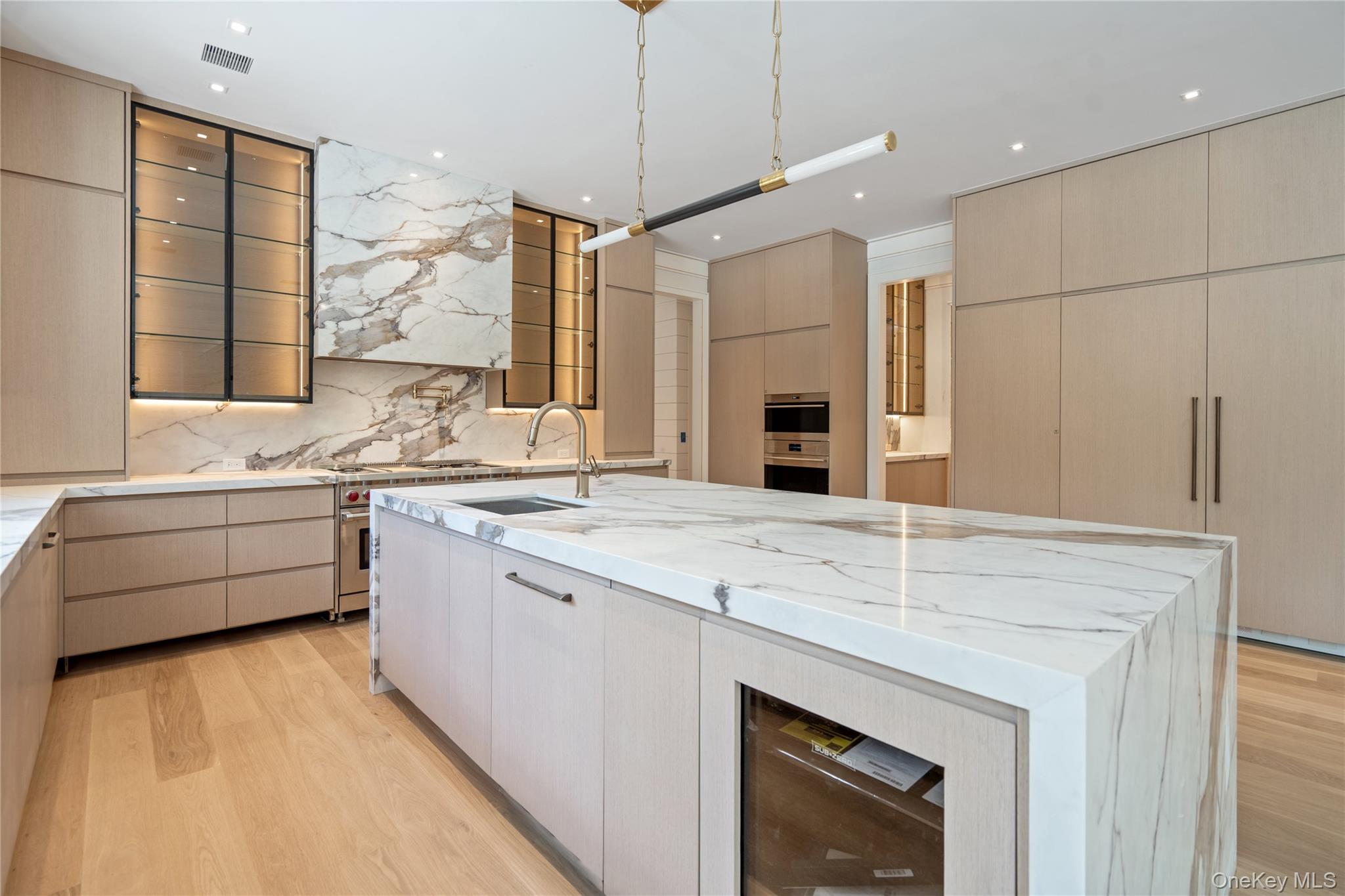 #17 photo, 8 Dogwood Hill, ナッソー郡 Brookville , NY 11545