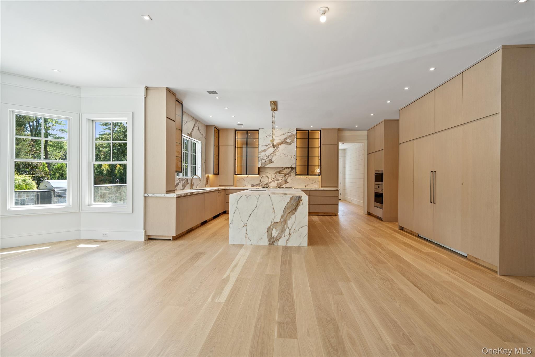 #18 photo, 8 Dogwood Hill, ナッソー郡 Brookville , NY 11545