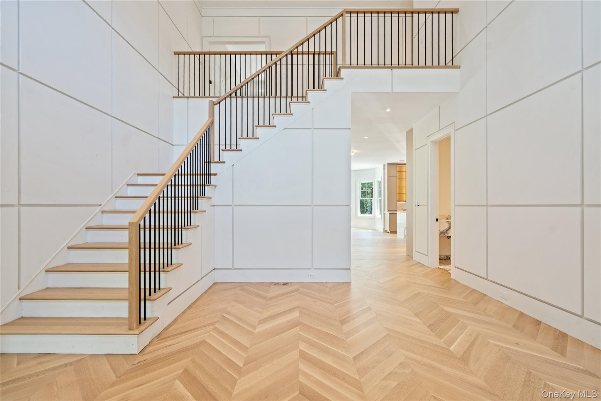 #4 photo, 8 Dogwood Hill, ナッソー郡 Brookville , NY 11545