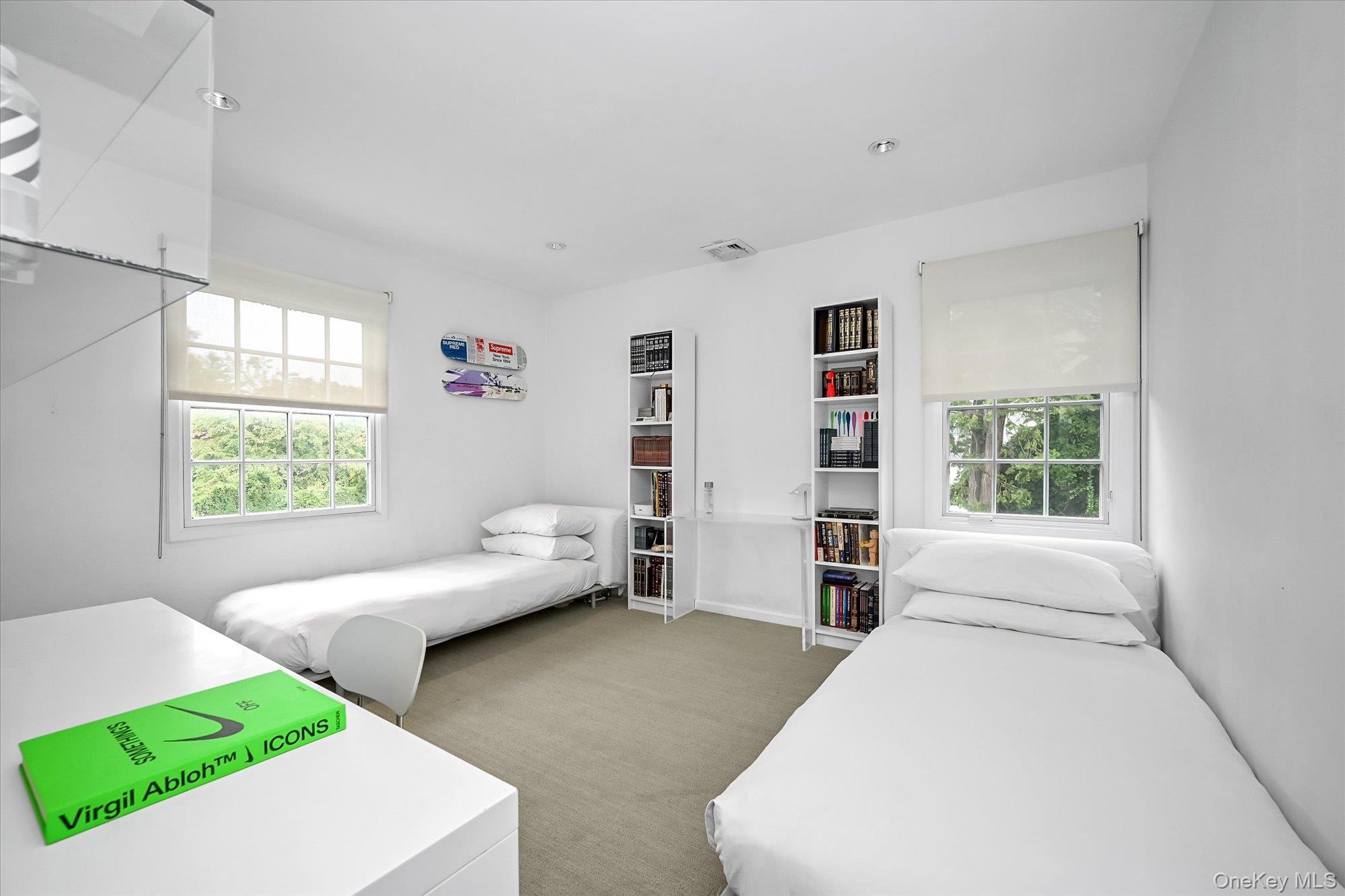 #12 photo, 30 & 16 Beechwood Drive, ナッソー郡 Lawrence , NY 11559